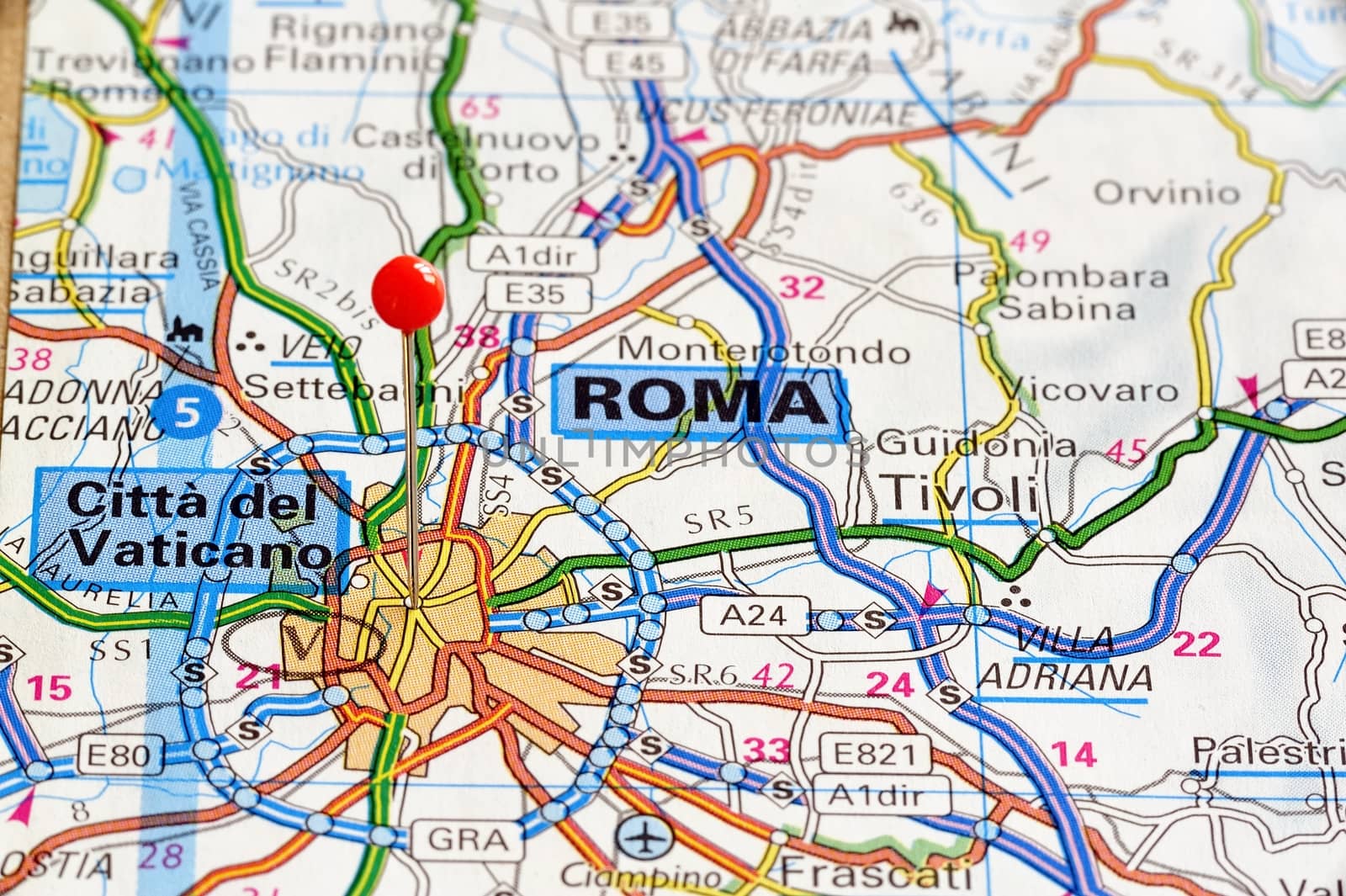 Closeup map of Roma. Roma a city in Italy. Picture is from "KAK BILATLAS Europa" 5th edition, ISBN 9147801166, created 2012-02-22.