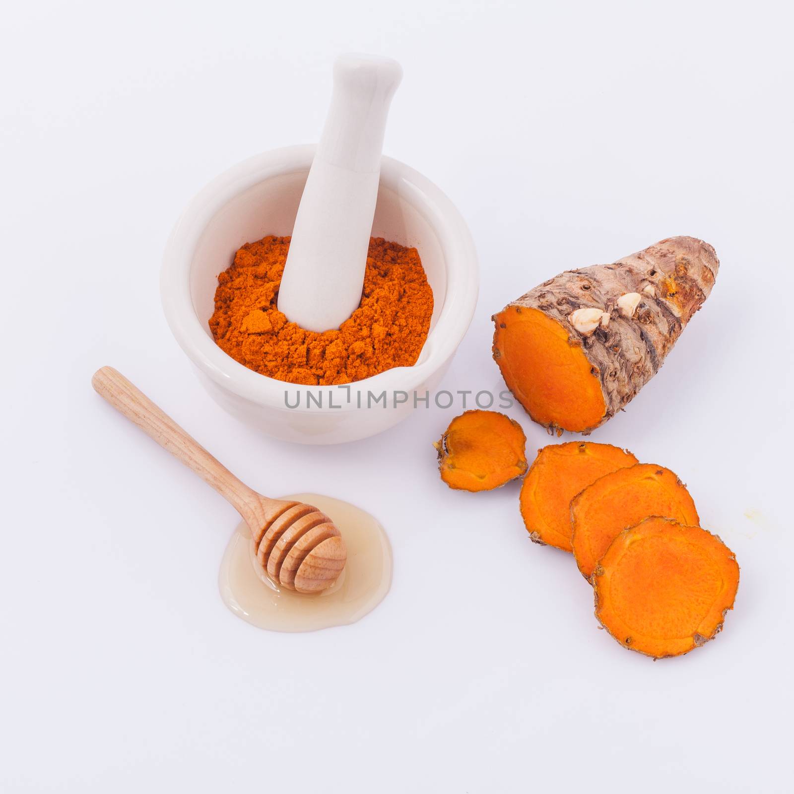 Natural Spa Ingredients turmeric and honey  for skin care.