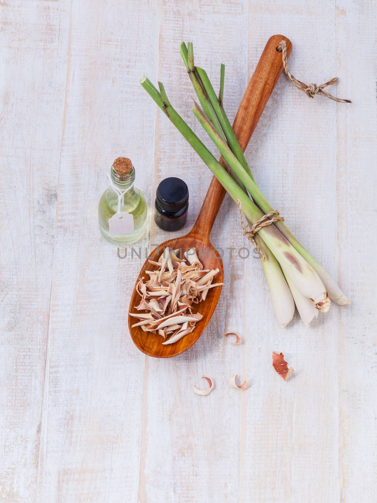 Natural Spa Ingredients . - Lemongrass essential Oil for alterna by kerdkanno