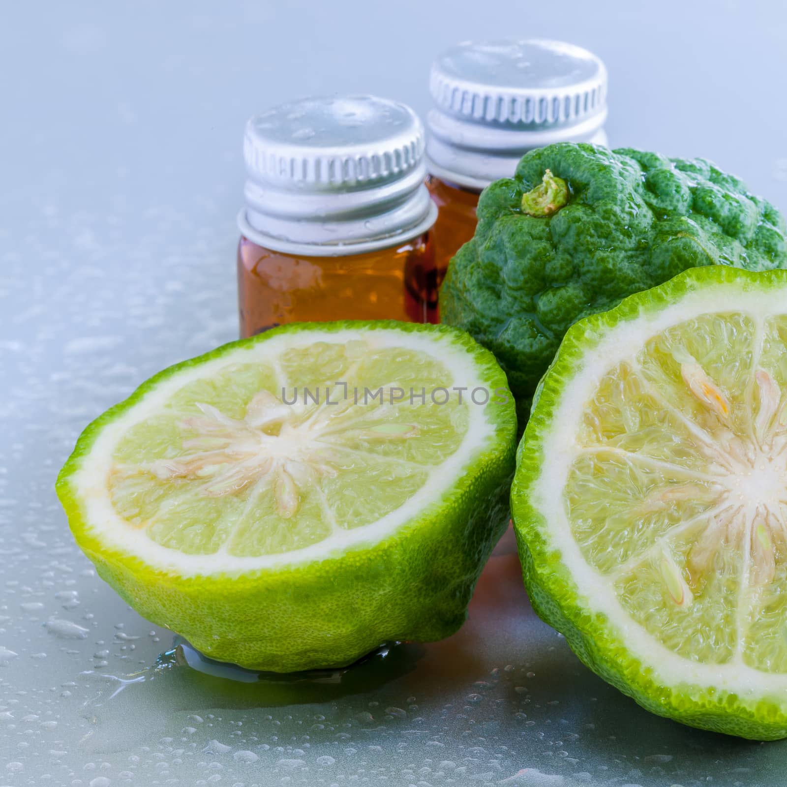 Thai herbal ingredient spas Kaffir lime . - A common ingredient in shampoo.
