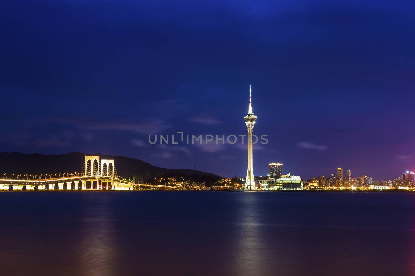 Macau tower at night by kawing921