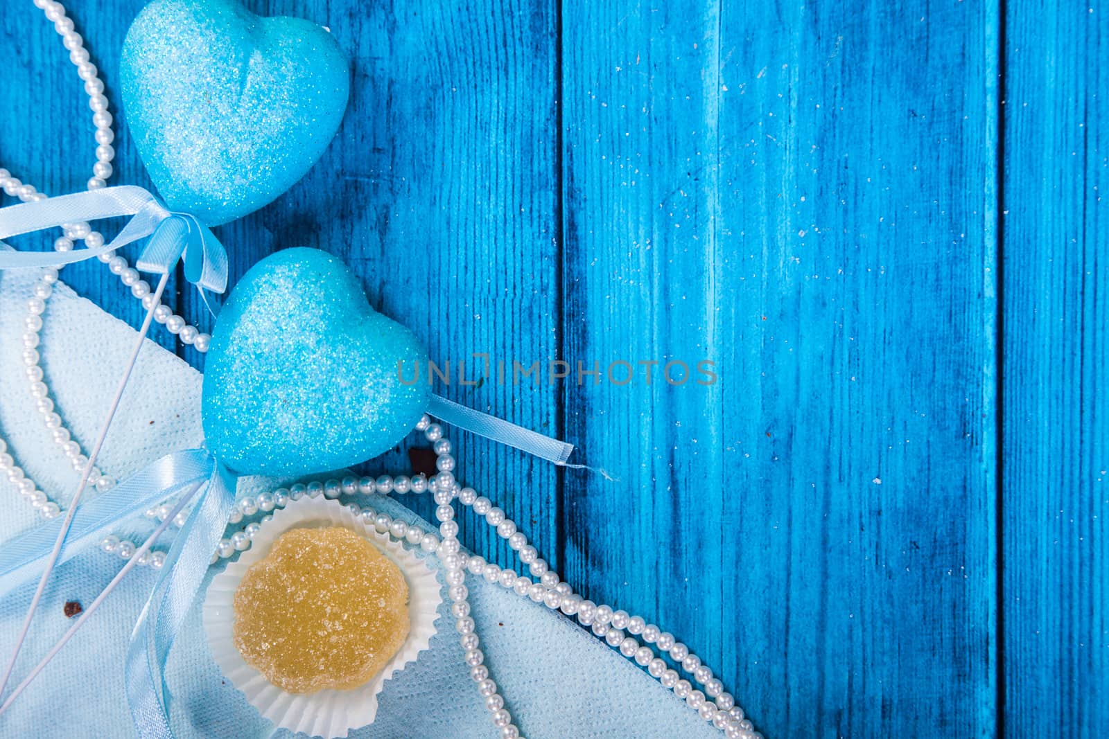 Marine theme blue background. Marmalade and heart