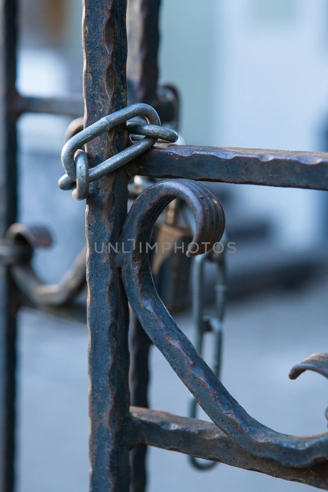 padlock old iron gate closes