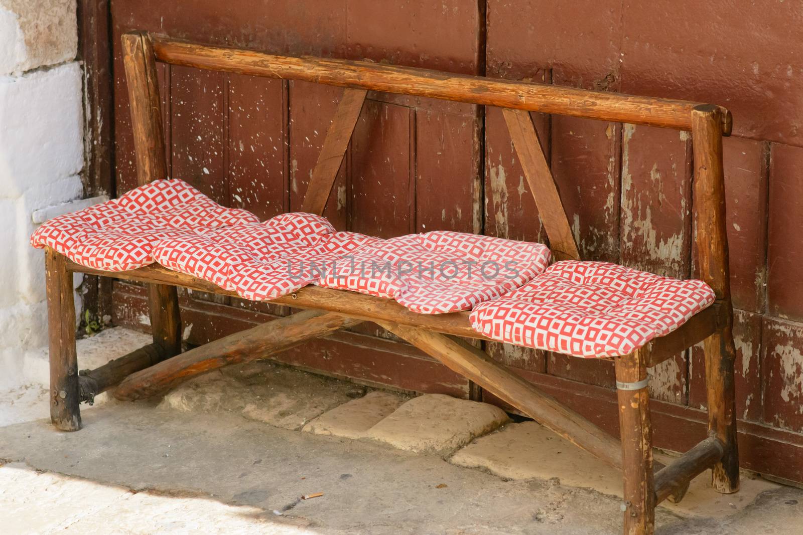 old bench by cedicocinovo