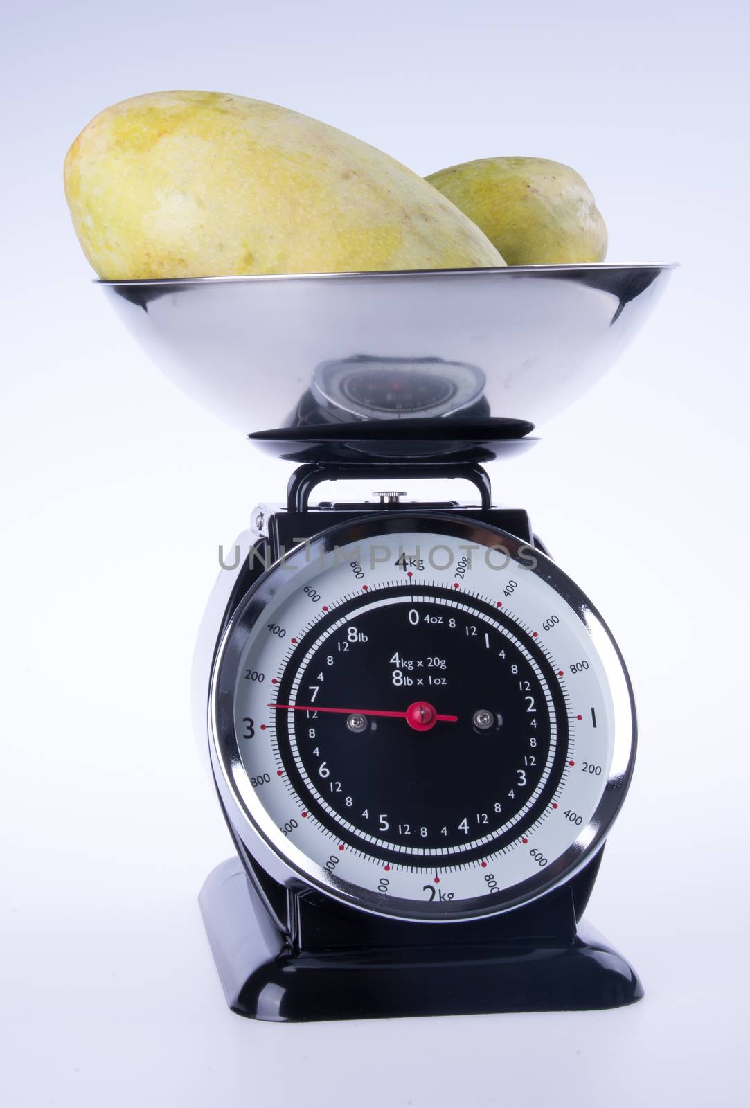 scales for kitchen or kitchen scales with mango. by heinteh