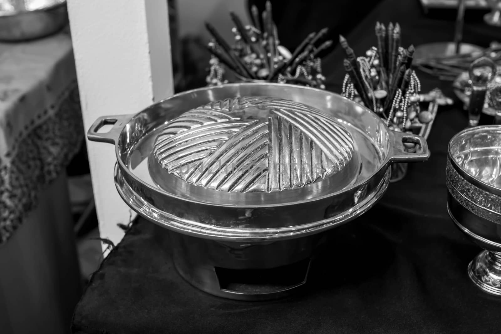 silverware black and white