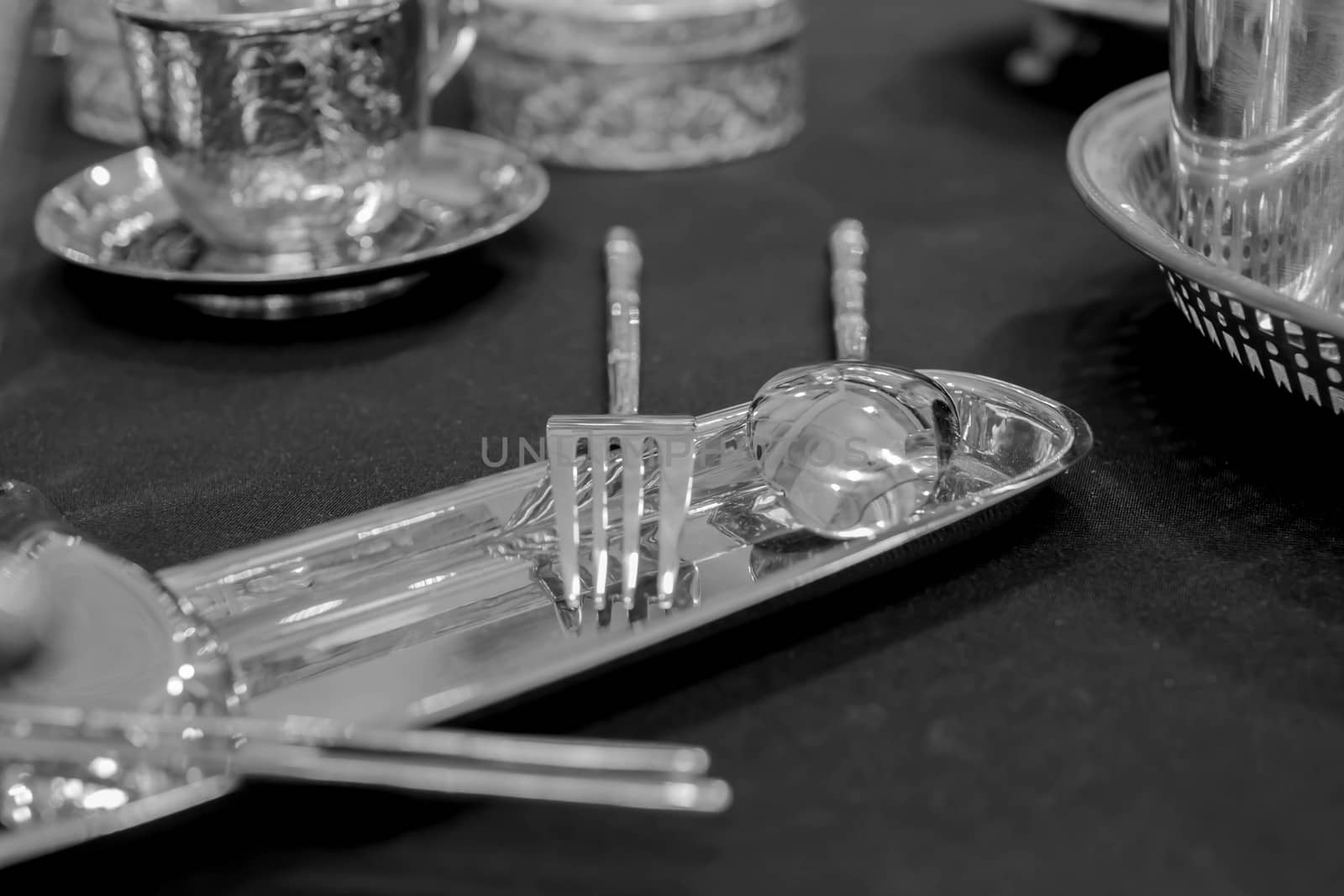 silverware black and white