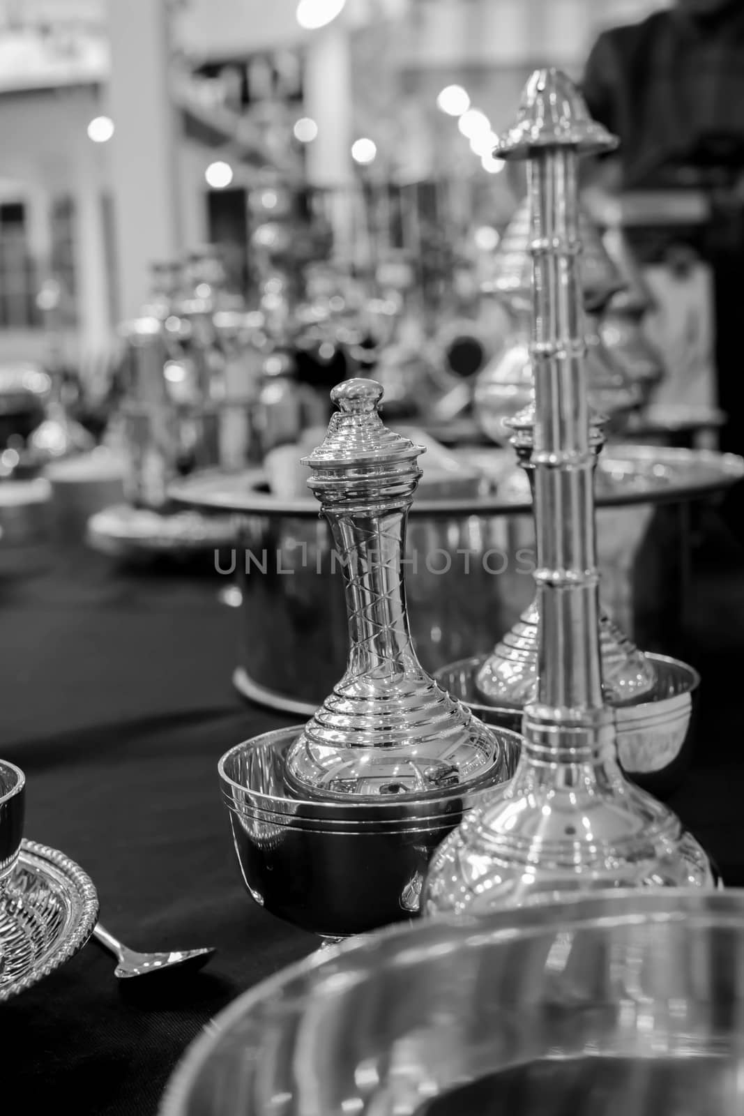 silverware black and white