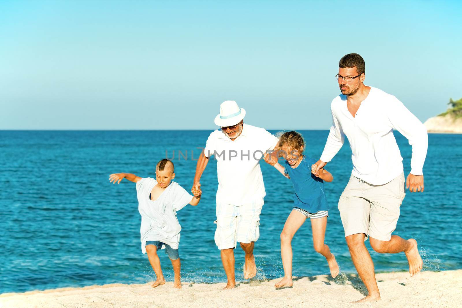 running father grandfather kids beach run by vilevi