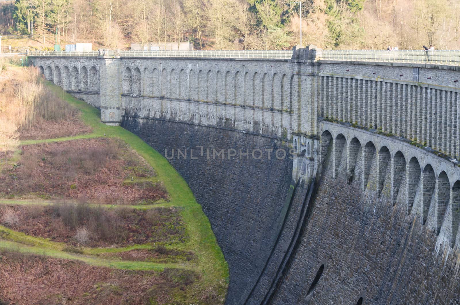 Dam reservoir, concrete dam, by JFsPic