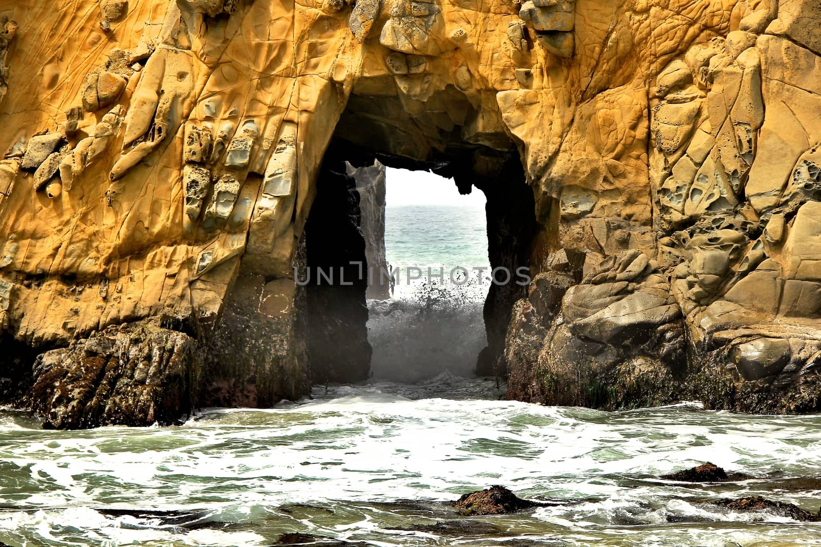 big stone hole at pfeiffer beach by Timmi