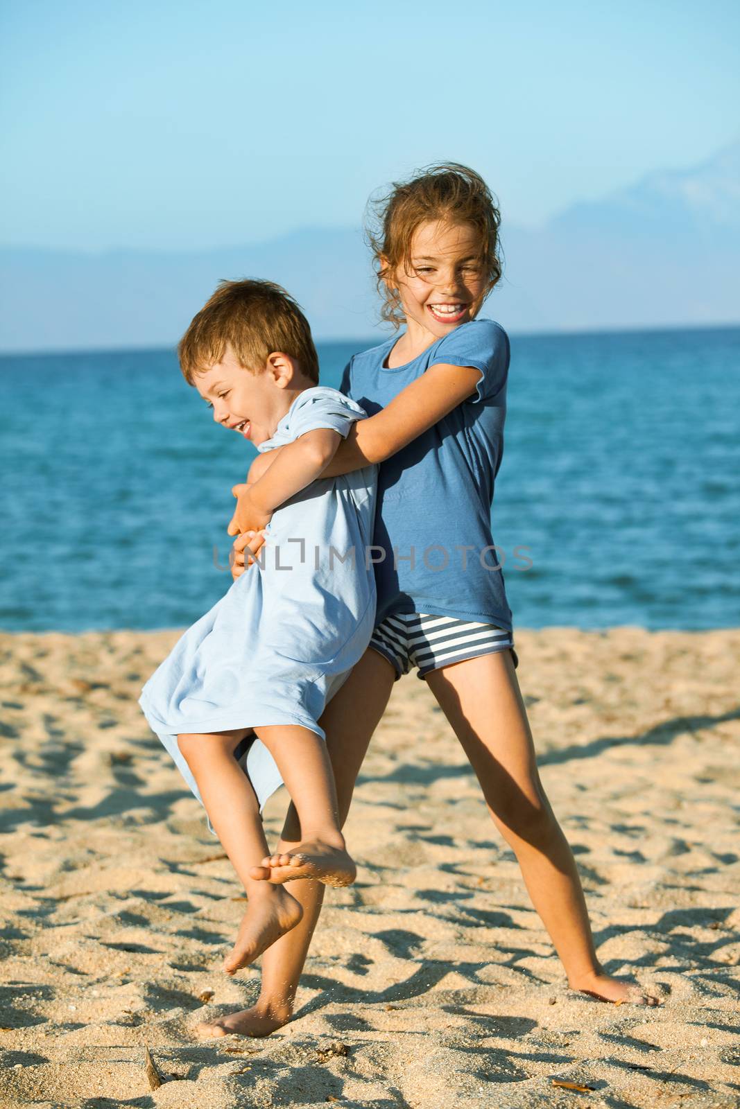 summer beach kids by vilevi