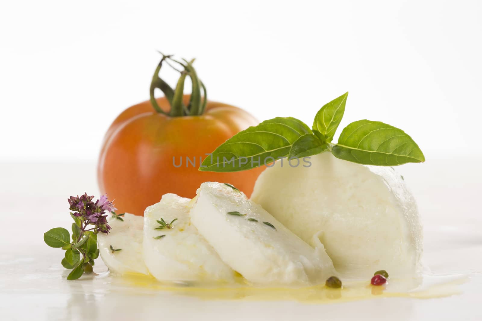 Fresh tomatoes and mozzarela salad