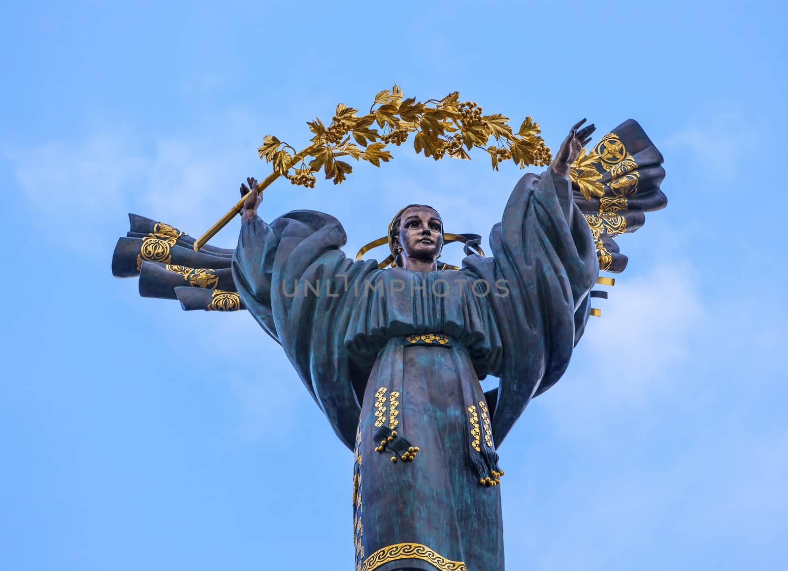 Peasant Girl Slavic Goddess Berehynia on top Independence Monument, Symbol of Ukraine Independence and Orange Revolution, Maidan Square Kiev Ukraine