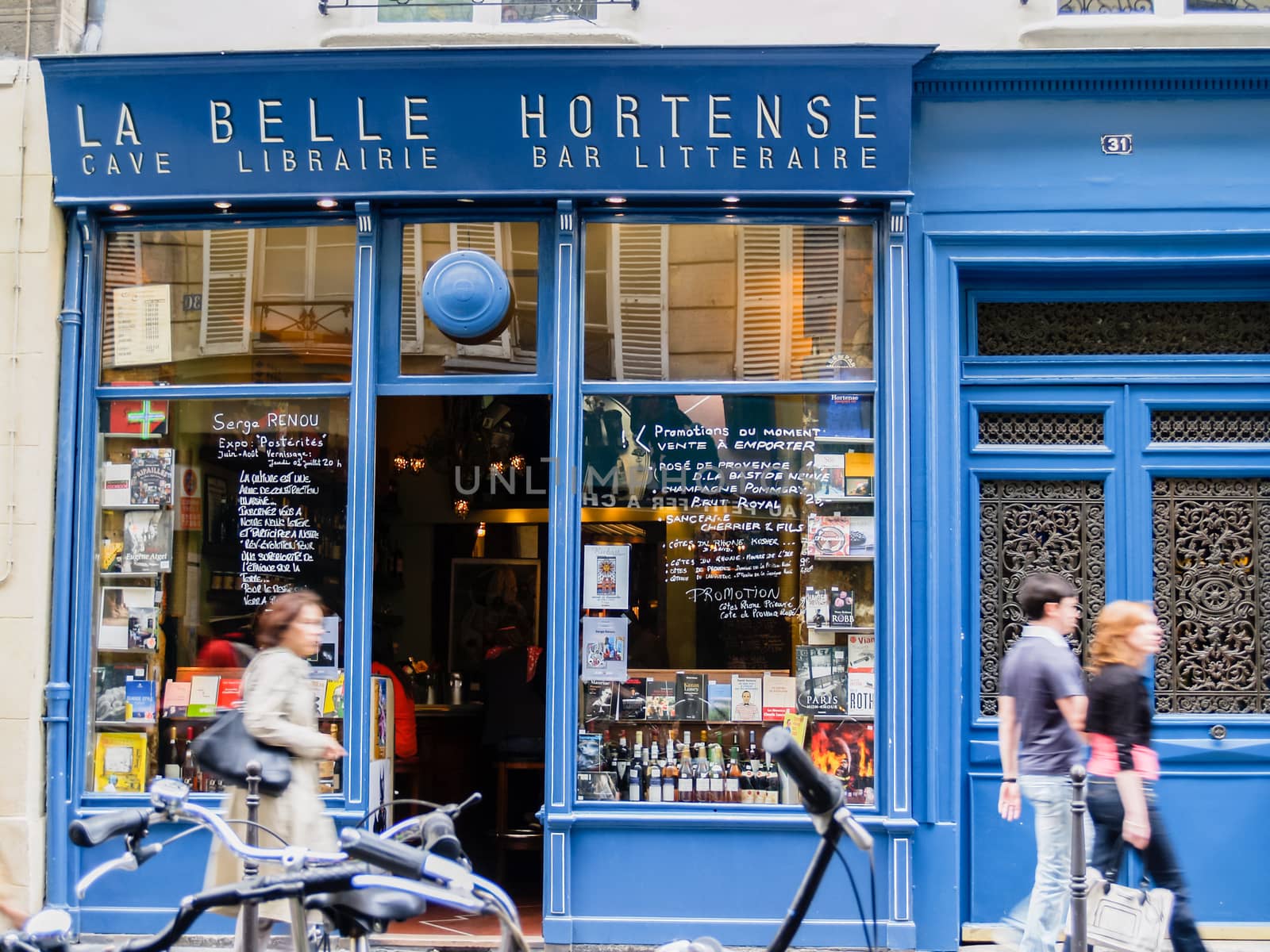 La belle Hortense, Marais, Paris. by brians101