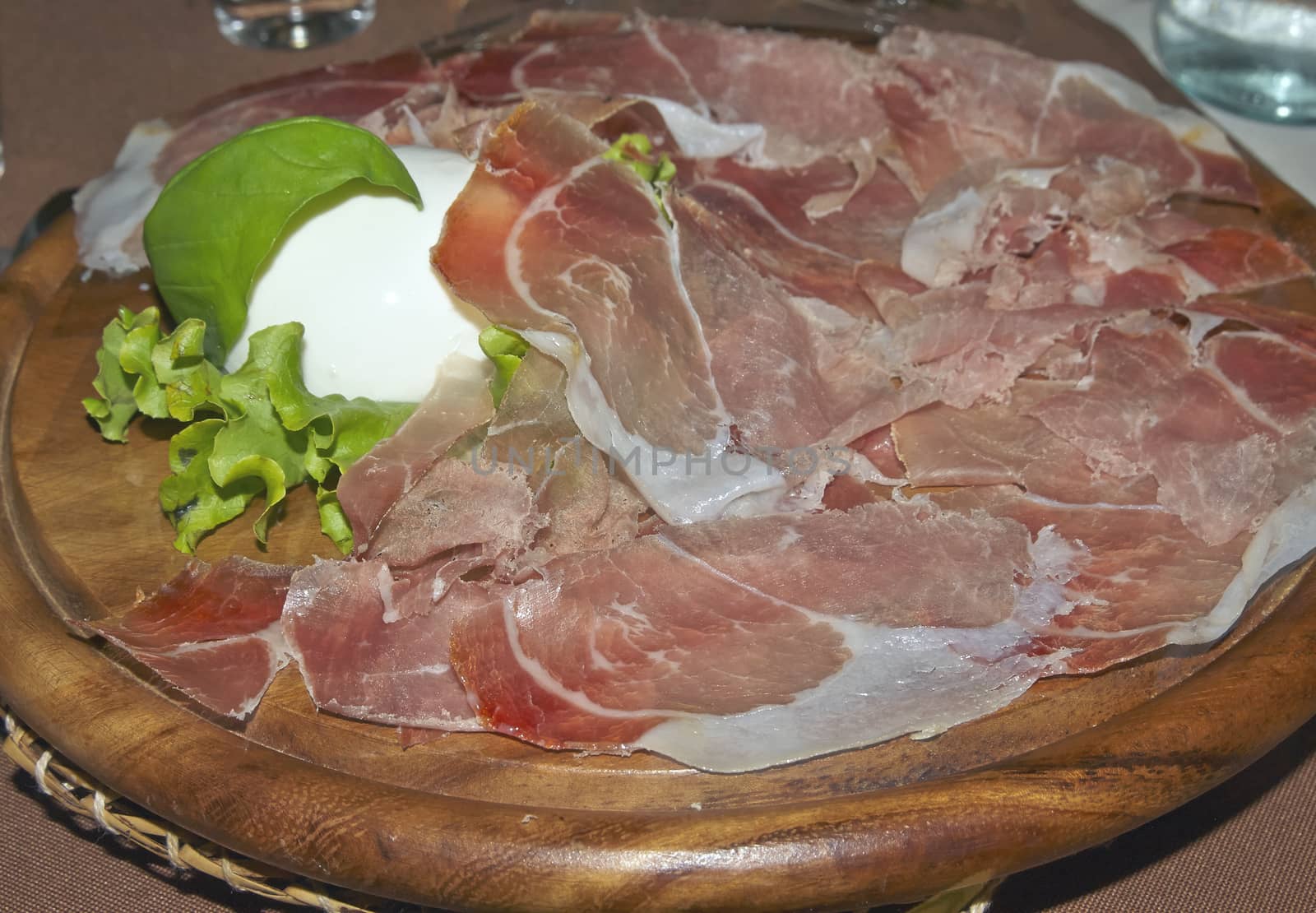 italian food: ham and mozzarella