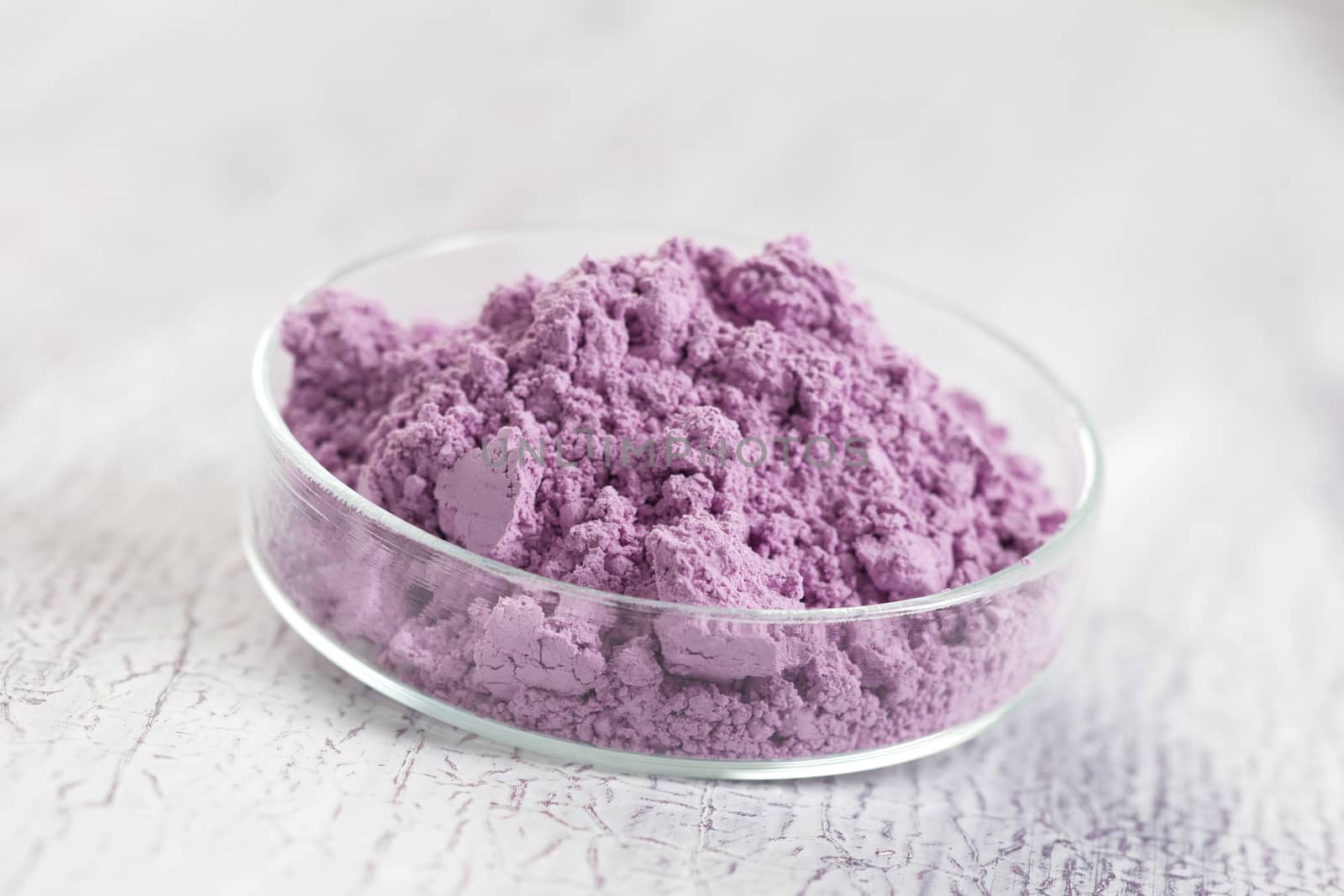 French purple clay Ready to be Used to Make Skin Treatment
