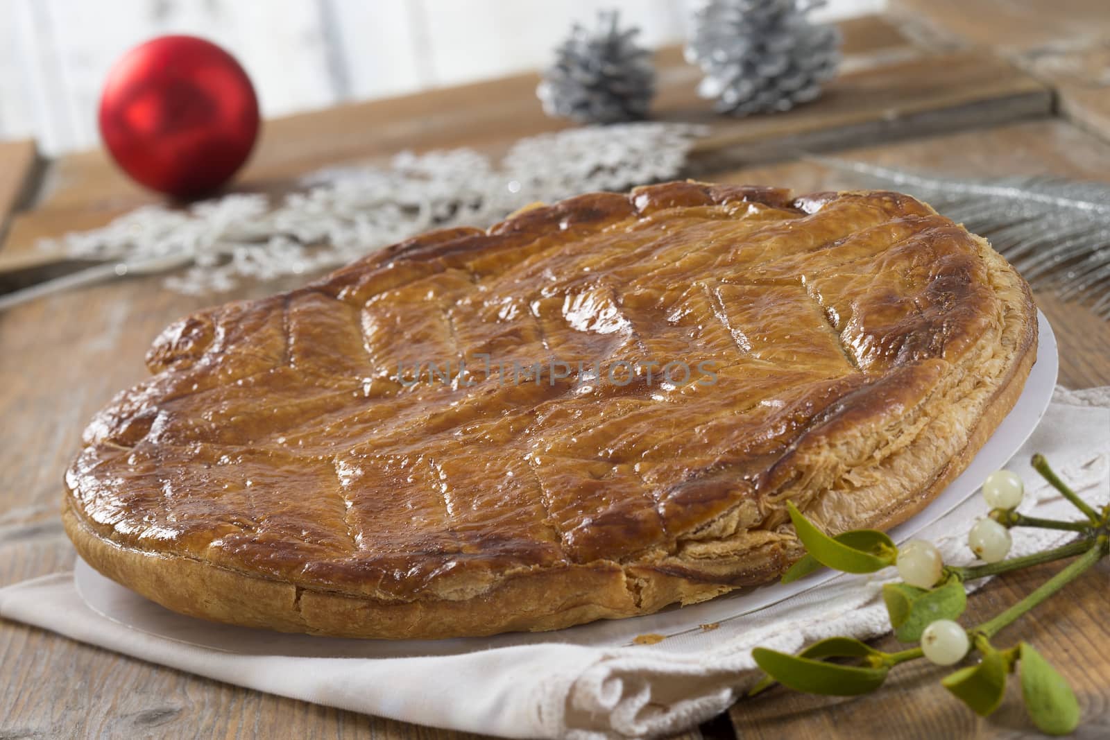 epiphany cake stuff with almond or chocolate