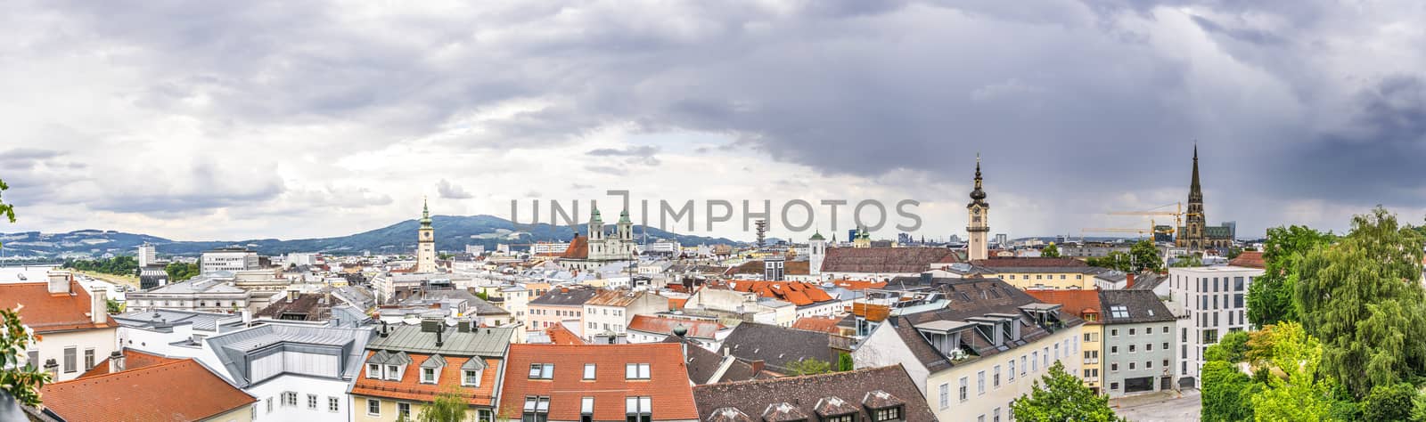 Dramatic Linz Panorama by w20er