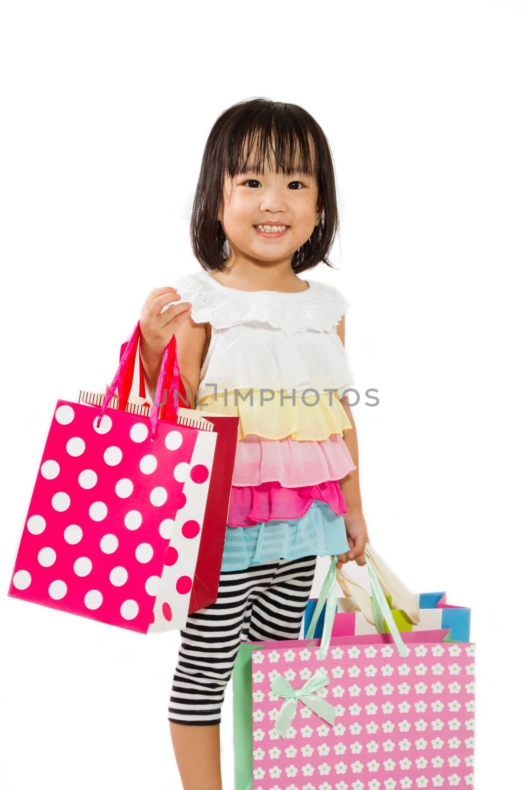 Asian Kid with shopping bag by kiankhoon