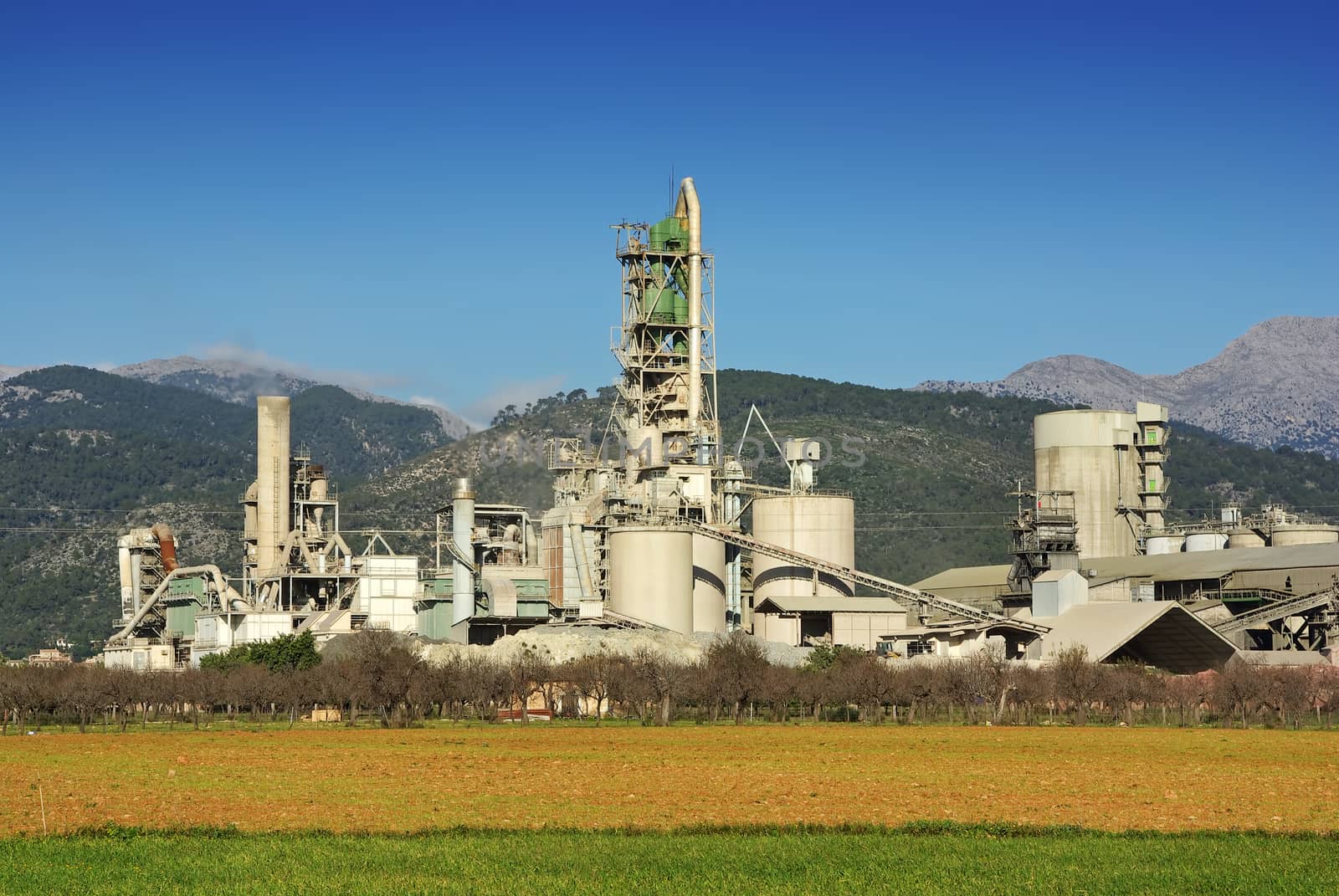 Cement Factory facilities in Majorca (Spain)
