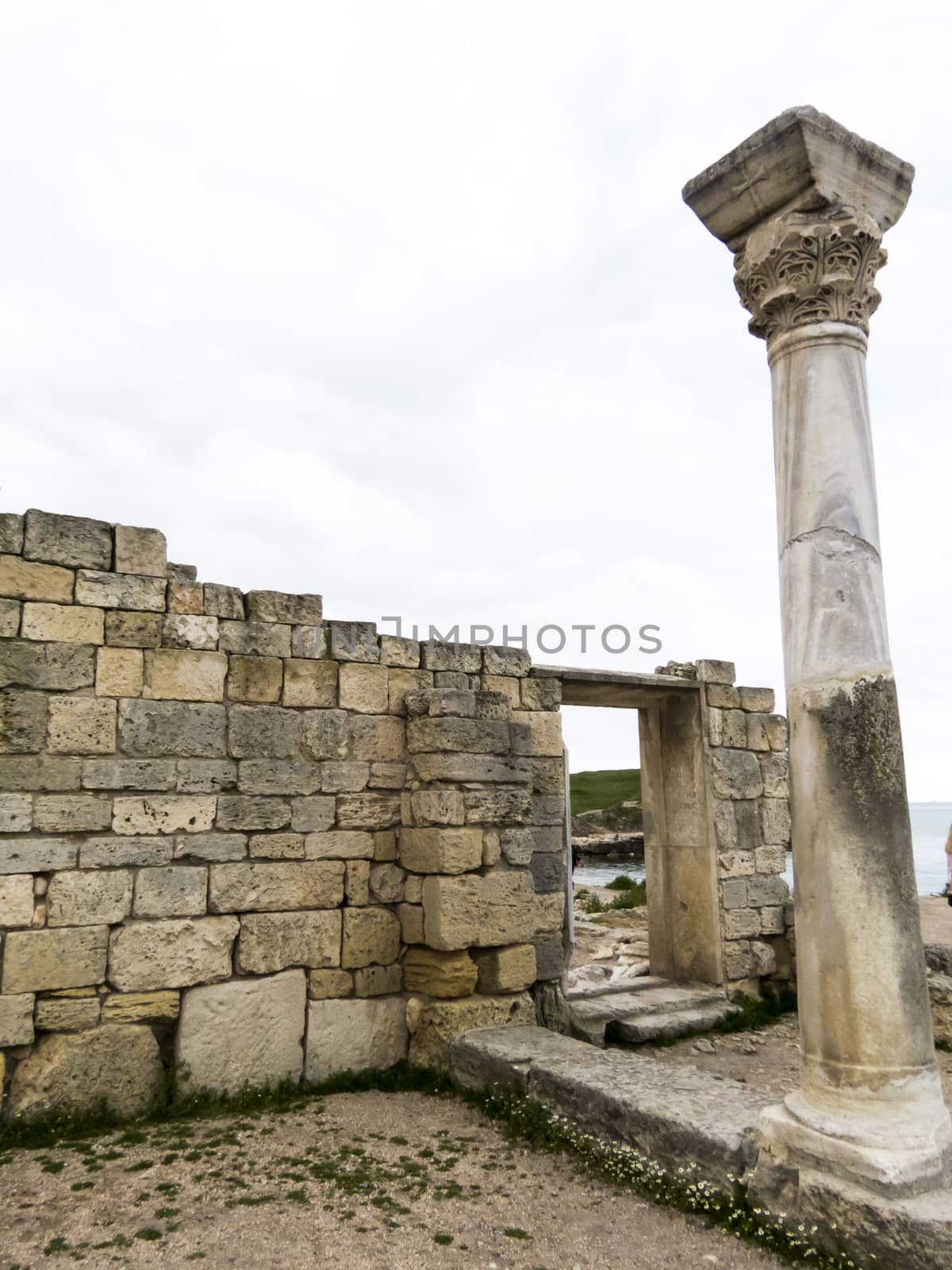 Ancient ruins by selezenj