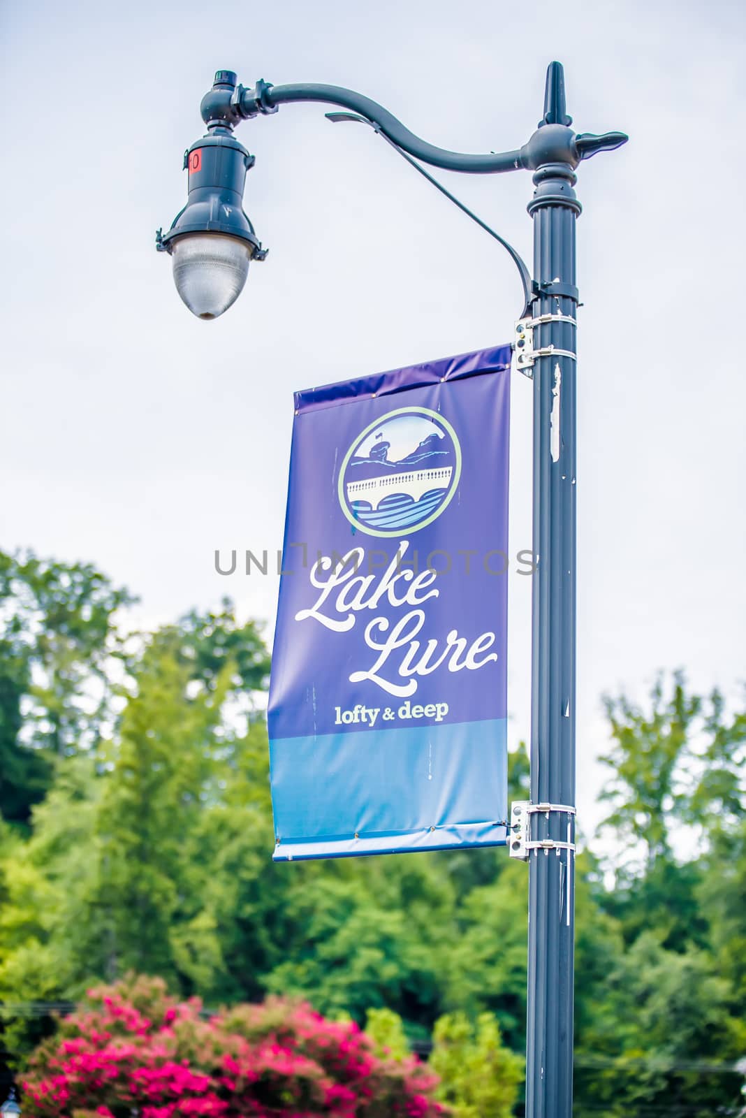 scenery around lake lure north carolina