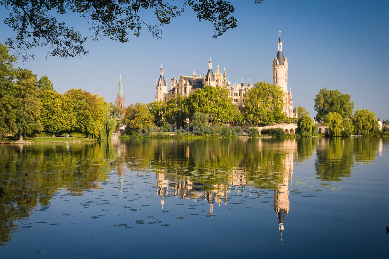 Schwerin Castle (Schweriner Schloss) reflected in the lake