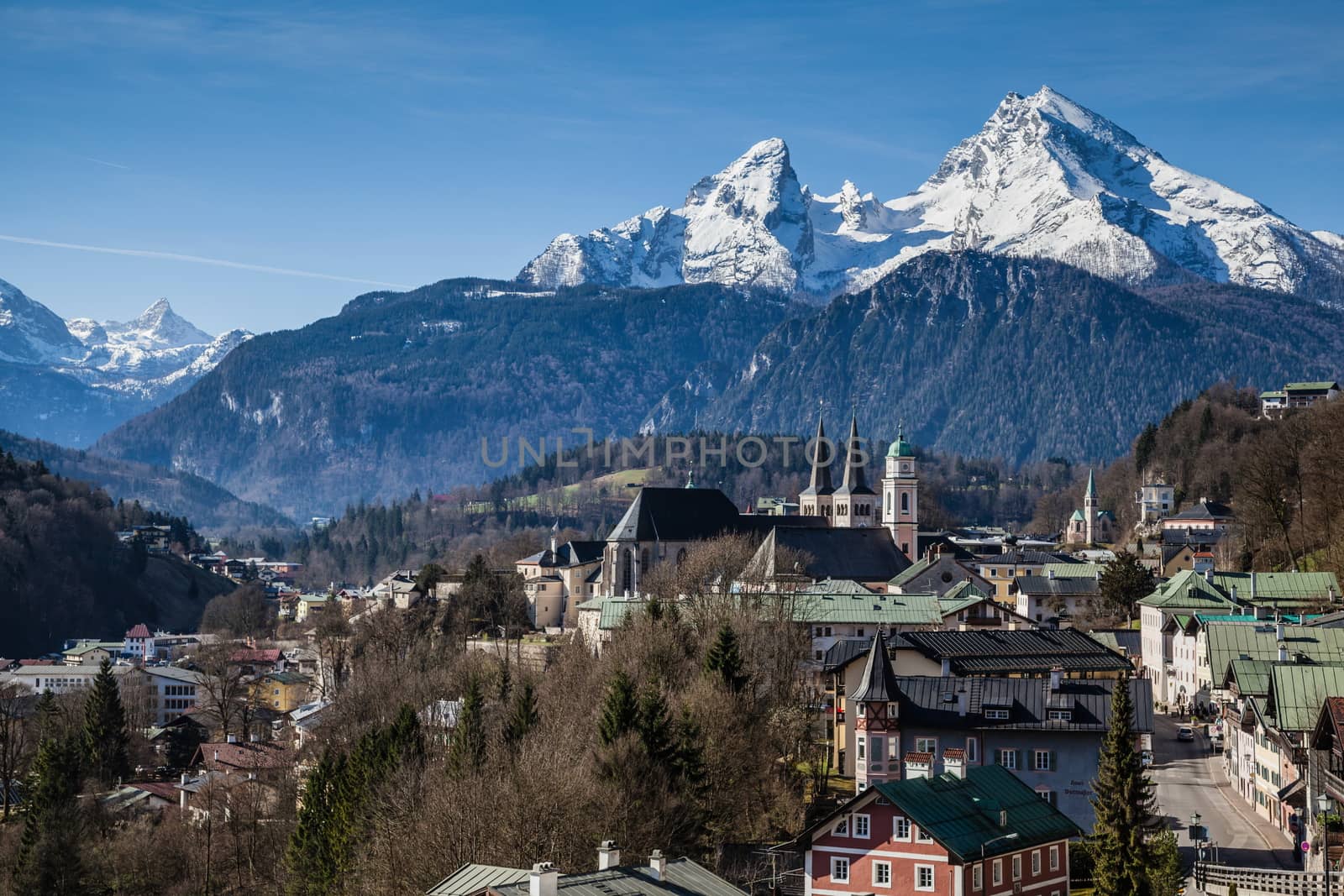 View over Berchtesgaden with the Watzmann Group in background