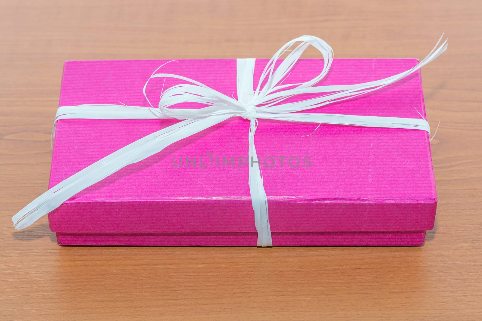 Lilac gift box by milinz
