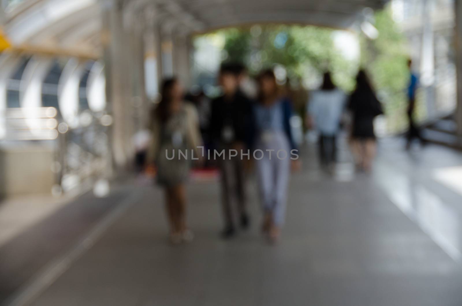 City commuters. Abstract blurred image of a city street scene.
Bildnummer: 272788214
