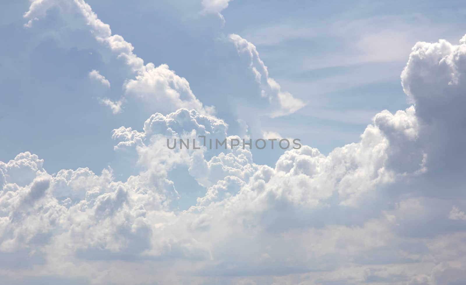 View white cloud with blue sky background