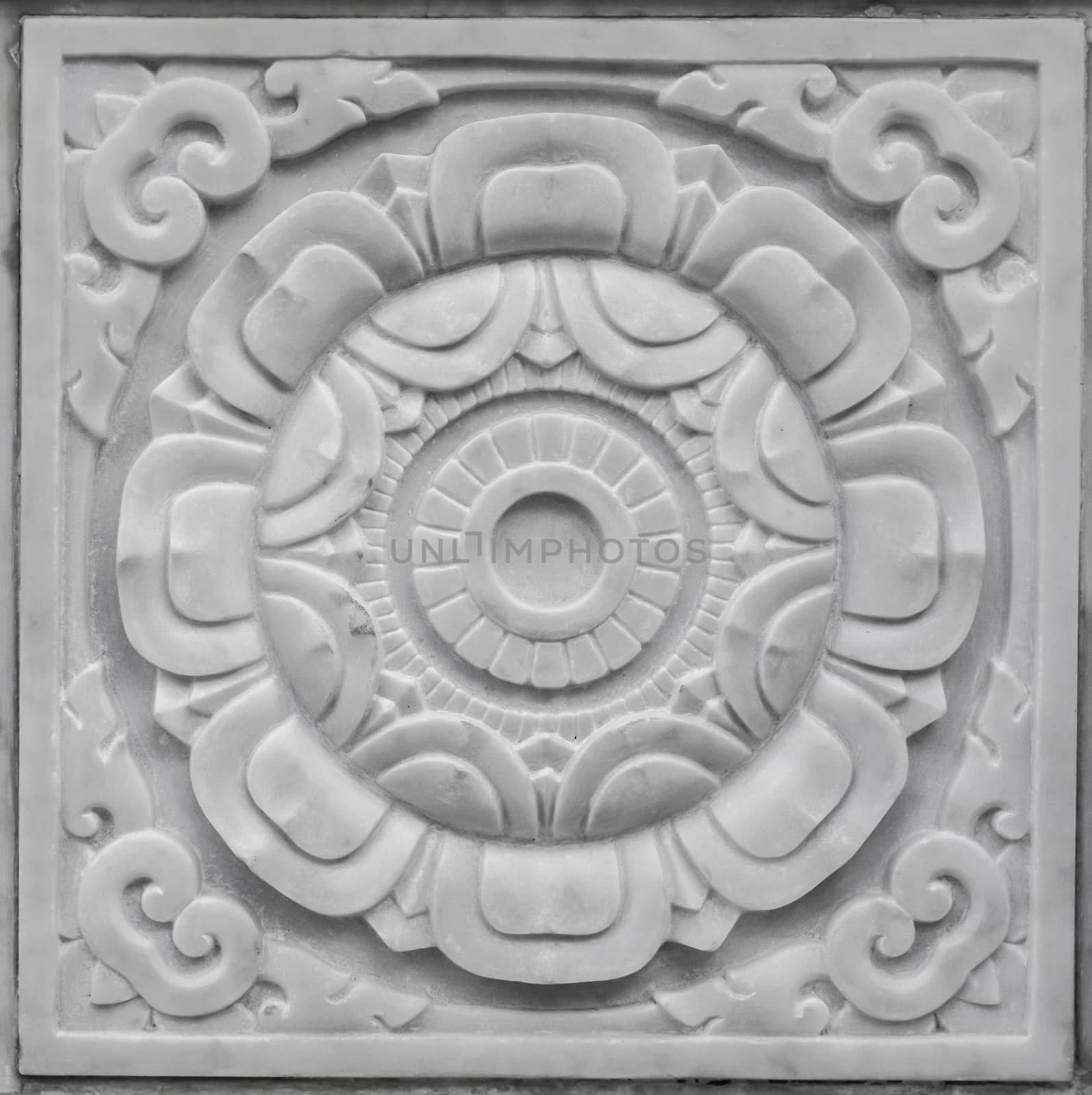Carved marble, Flower art