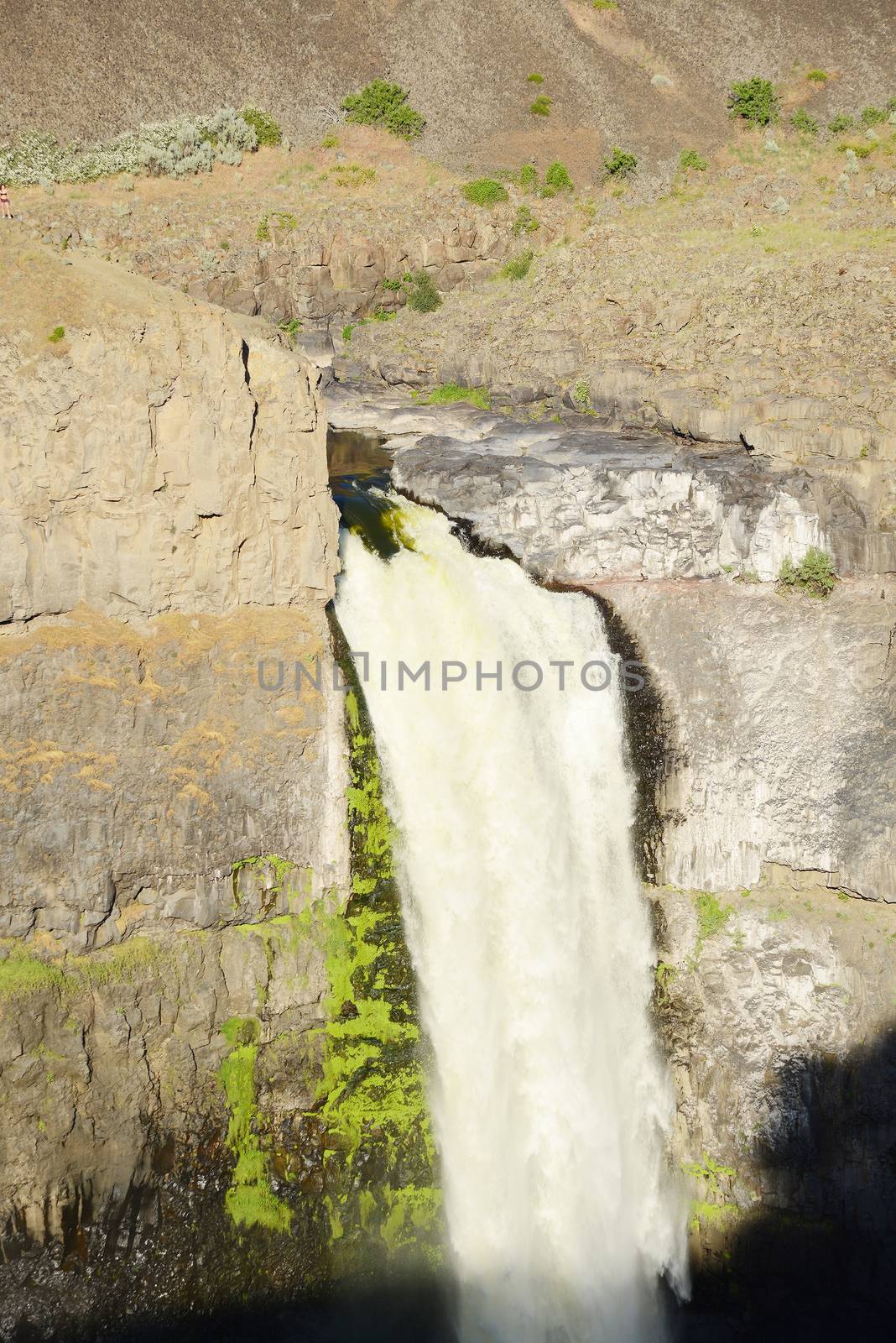 palouse falls in eastern washington in late afternoon