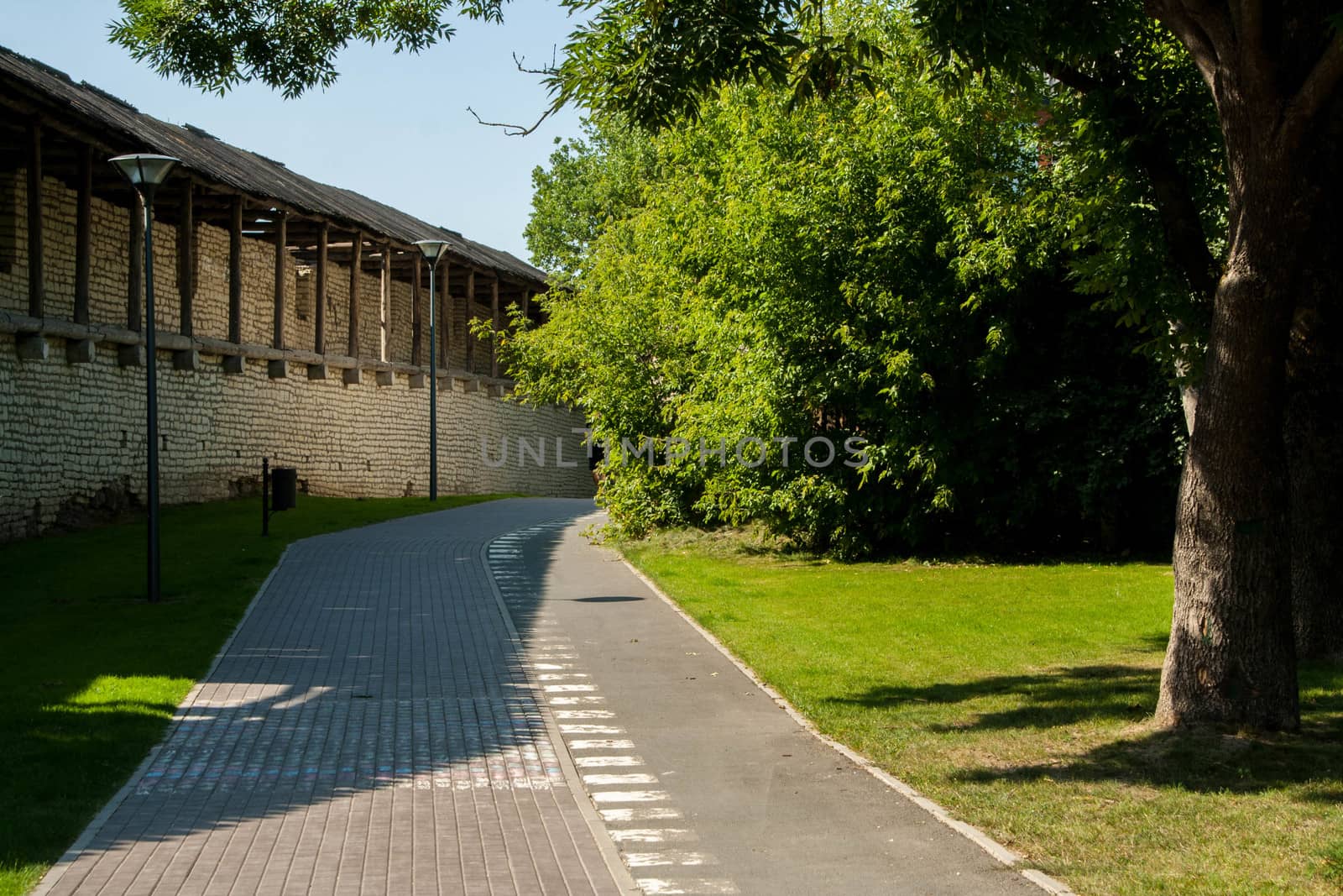 Paved the way to a beautiful Russian Park