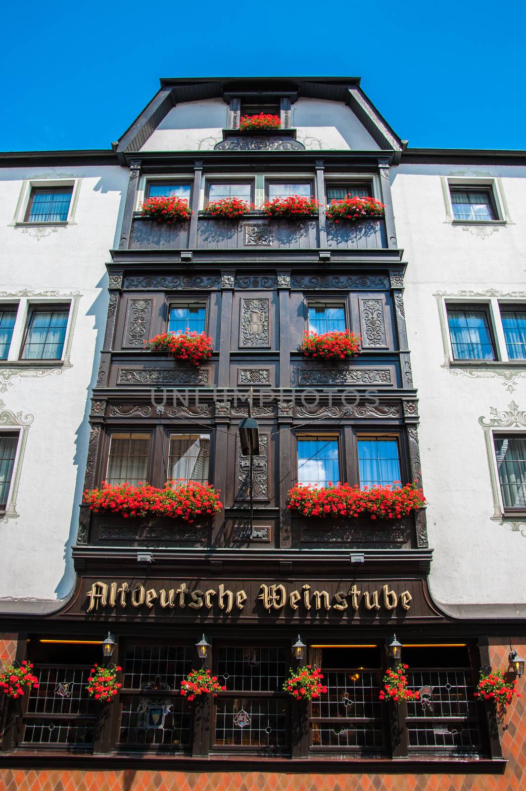 Balkons with flowers in Hotel Altdeutsche Weinstube, Ruedesheim, Rheinland-Pfalz, Germany