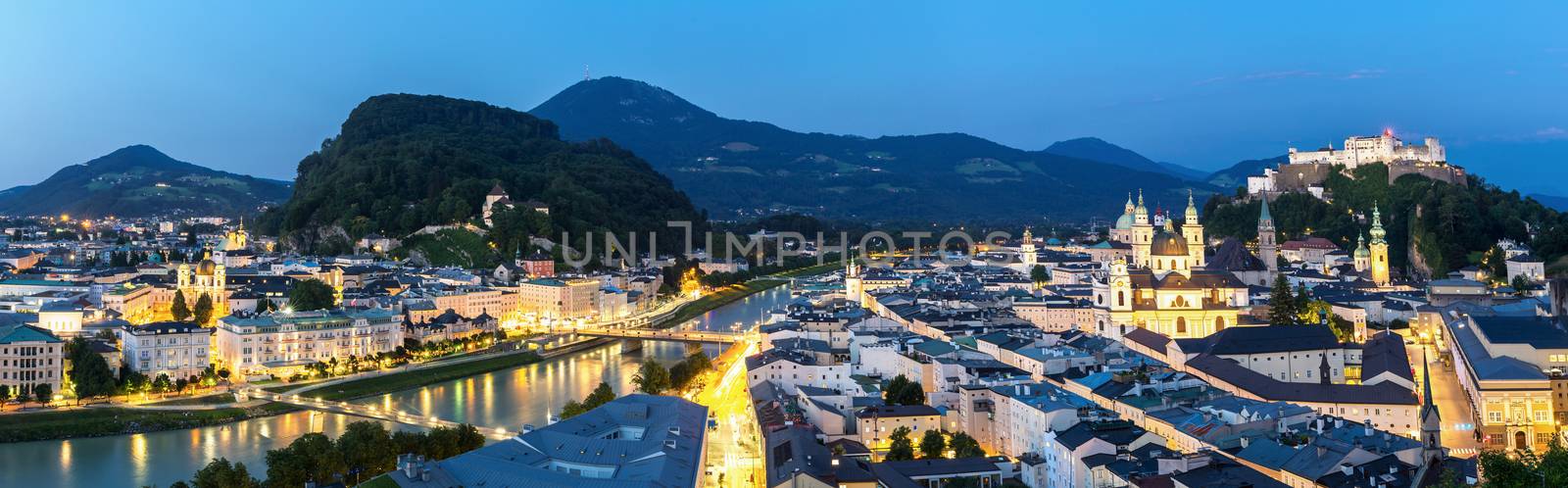 Panorama Beautiful view of the historic city of Salzburger Land, Austria at dusk