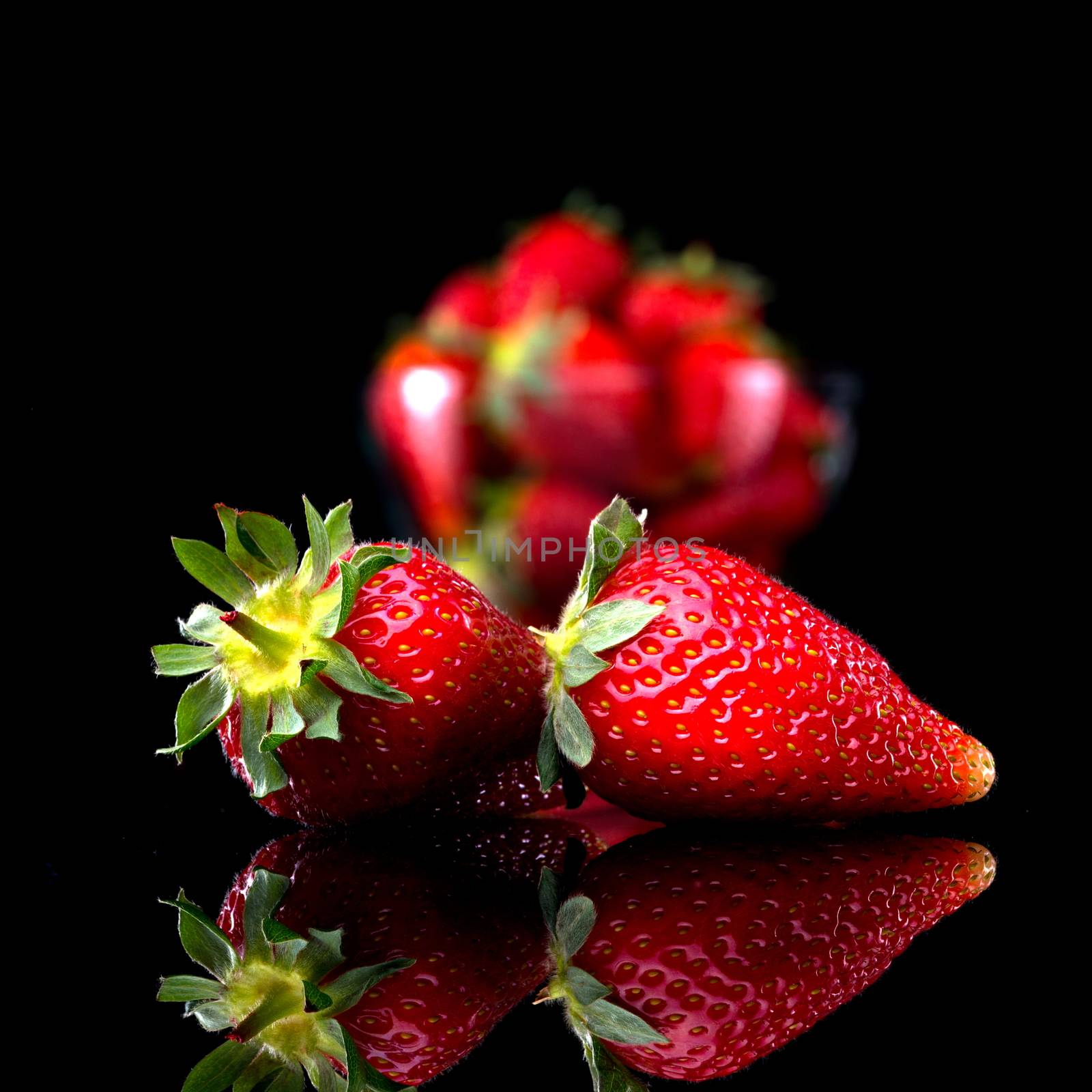 Delicious strawberries by stokkete