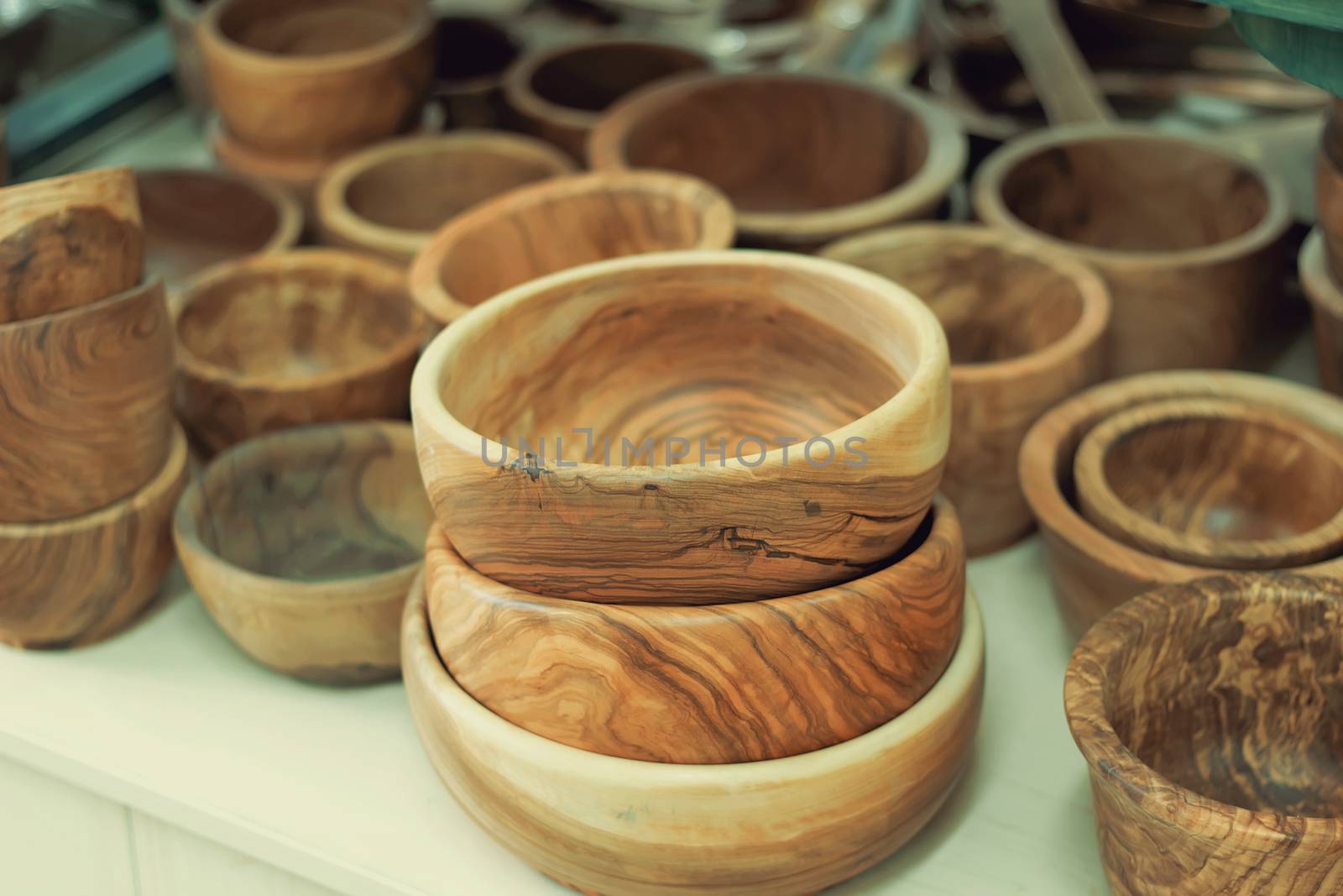 Original dishes made of natural wood. by georgina198