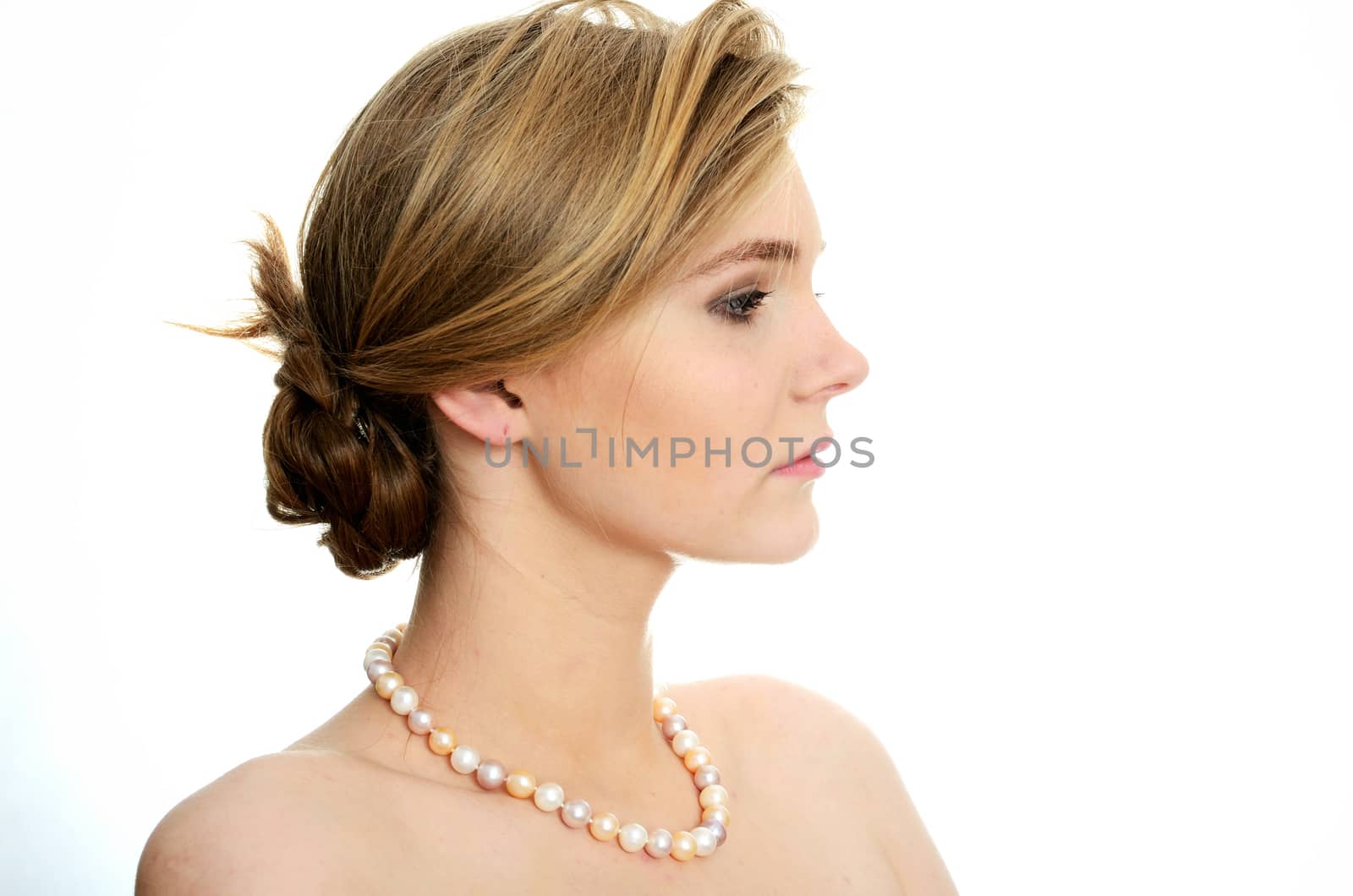 Young girl with pearls by bartekchiny