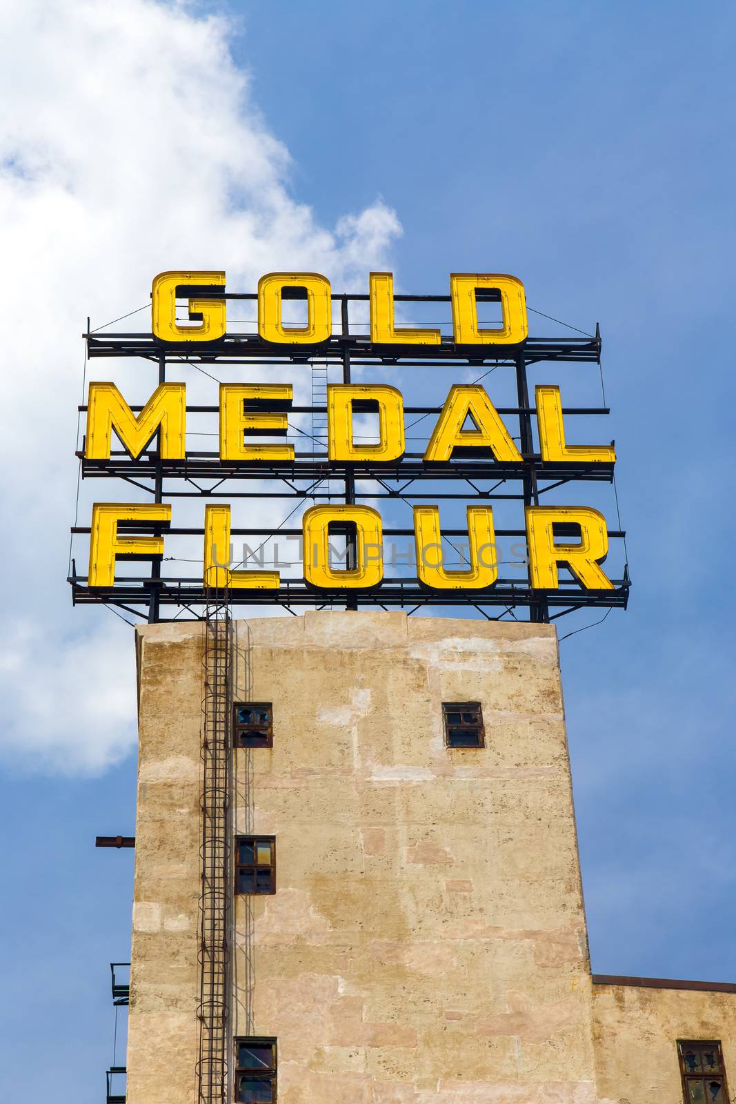 MINNEAPOLIS, MN/USA - AUGUST 5, 2015: The Gold Medal Flour Sign at the landmark Mill City Musem.