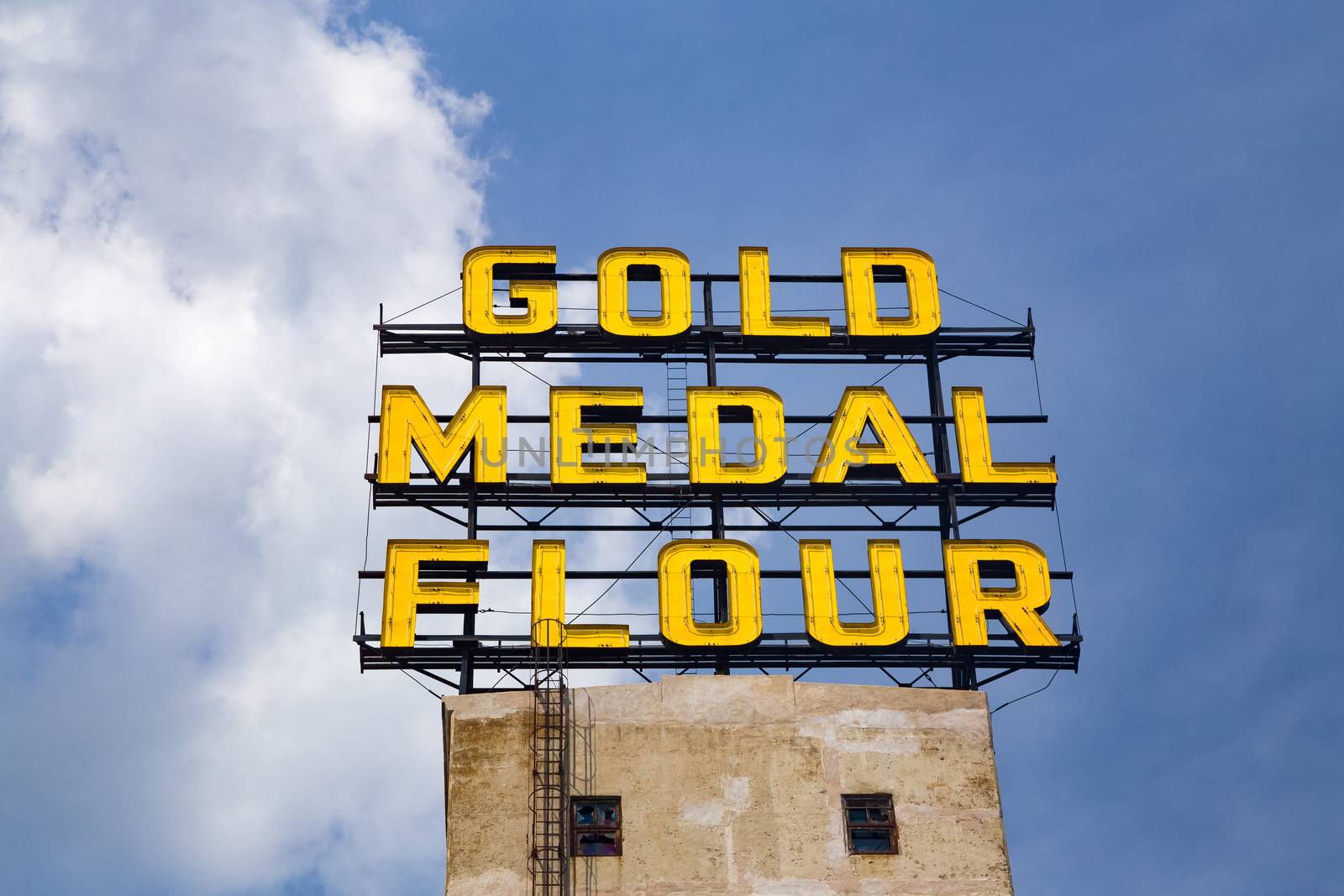 MINNEAPOLIS, MN/USA - AUGUST 5, 2015: The Gold Medal Flour Sign at the landmark Mill  City Musem.