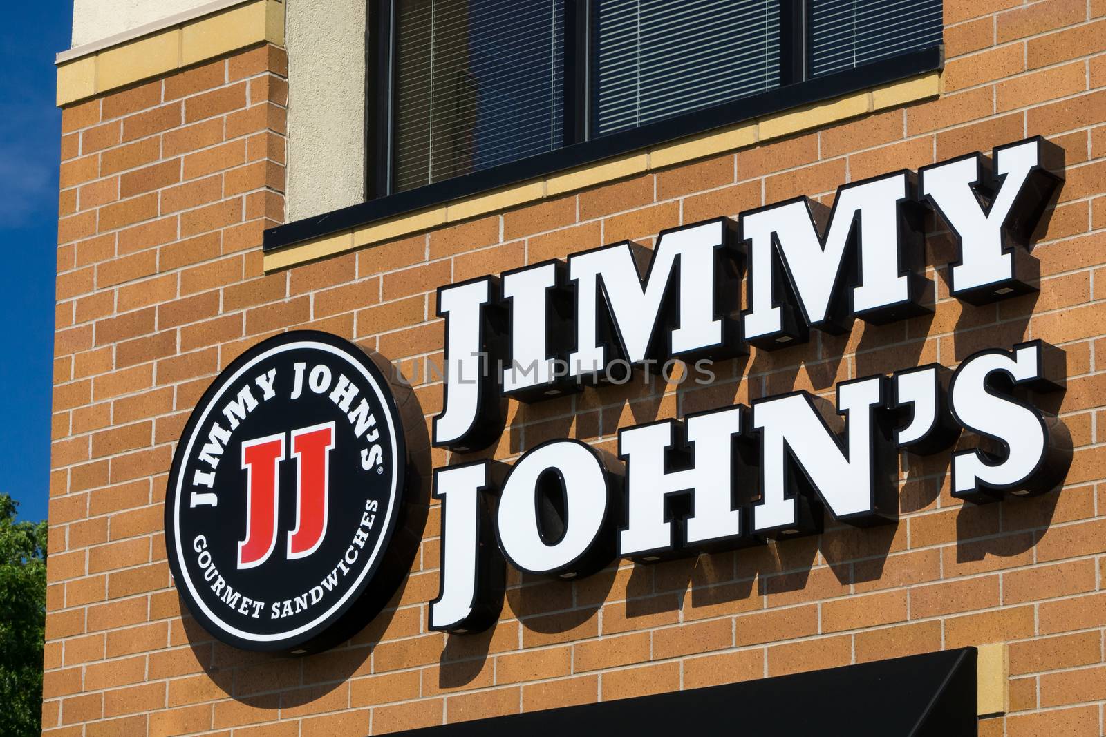 Jimmy John's Restaurant Exterior by wolterk
