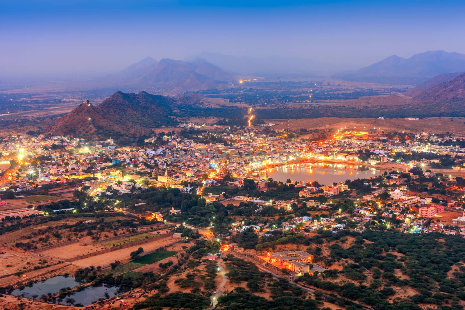 Pushkar Holy City in anticipation of the night, Rajasthan, India, Asia