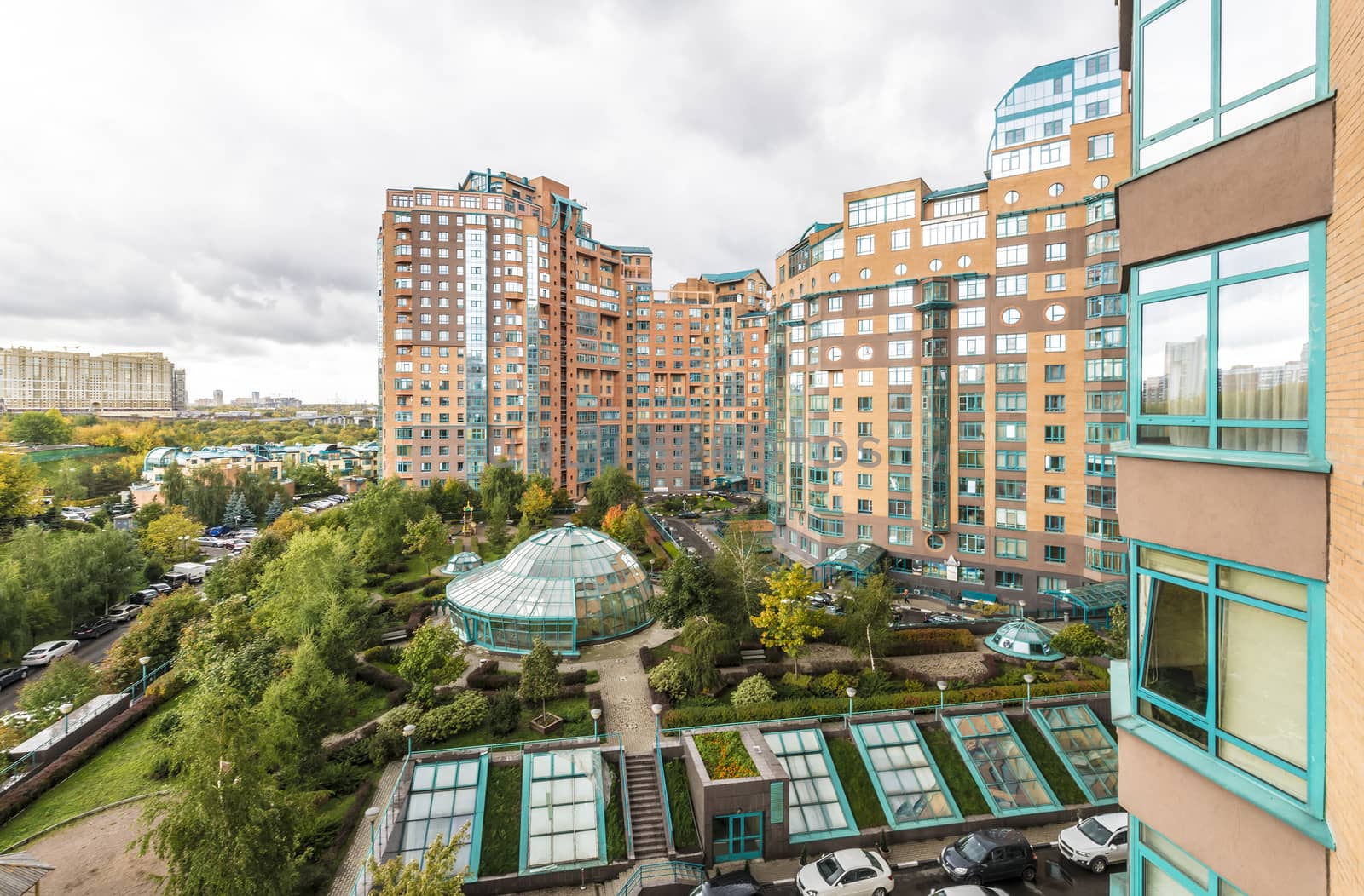 A modern multi-storey residential building in the new district of Mosc