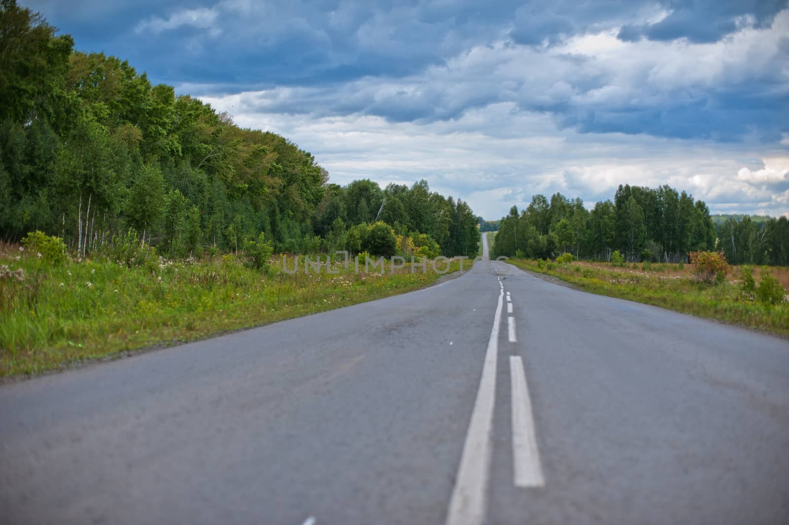 Picture of empty countryside road