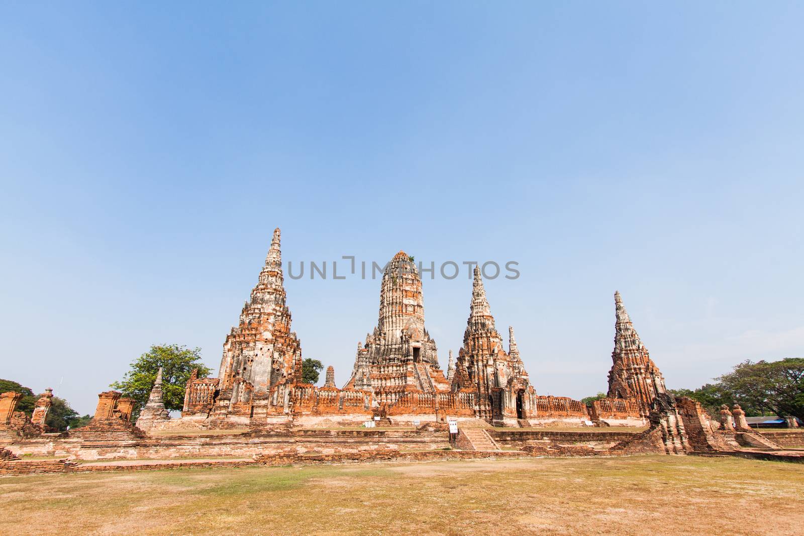 Wat-chaiwatthanaram ayutthaya thailand by kritsada1992