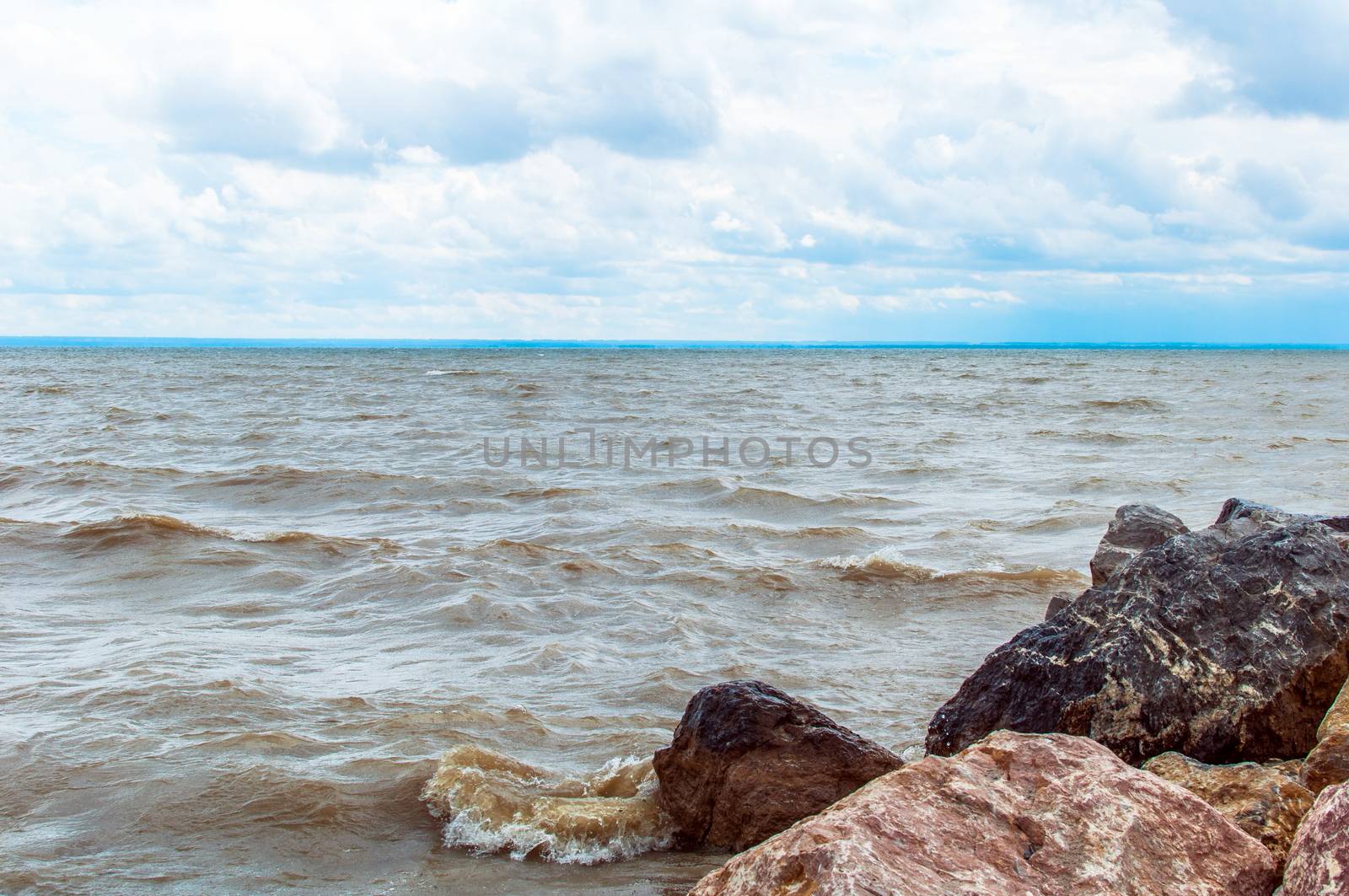 Lake Shore by alexcoolok