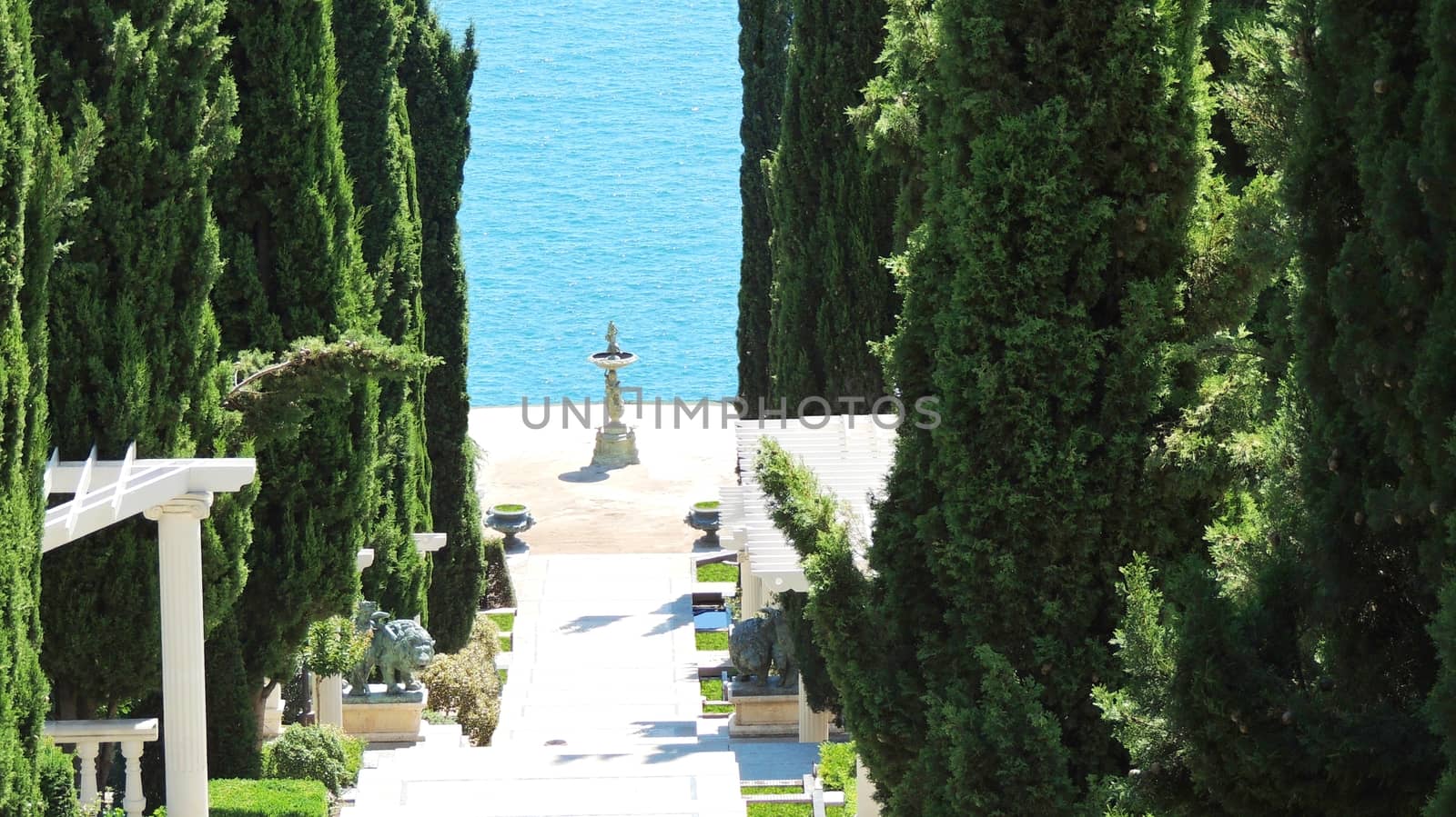 Seaside Park Aivazovsky in the Crimea on the Black sea. The alley leading to the sea.