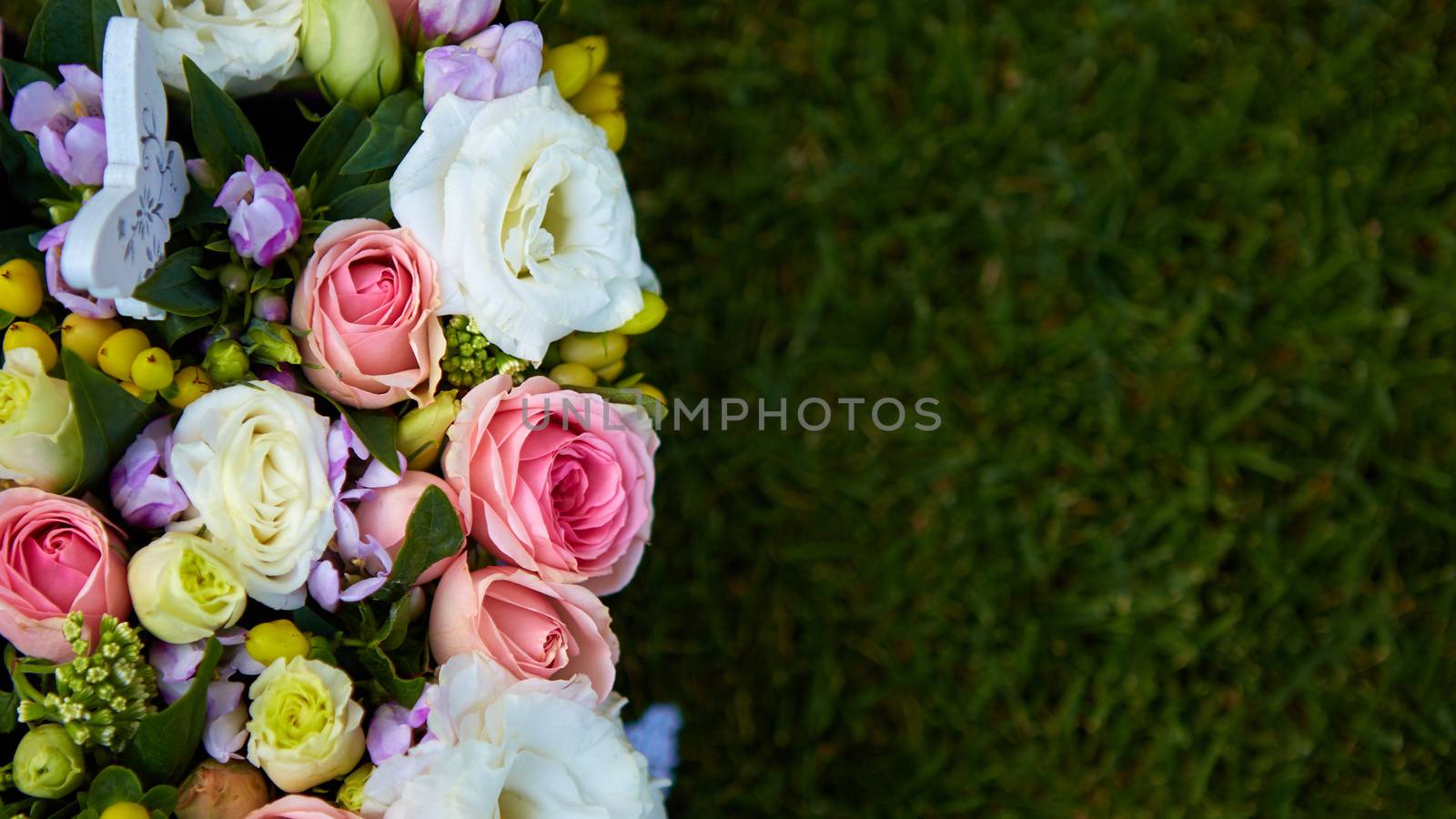 Beautiful flowers in a basket by sarymsakov